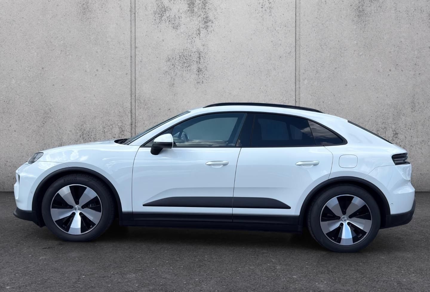 Használt Porsche Macan (2025, fehér) – 3. kép