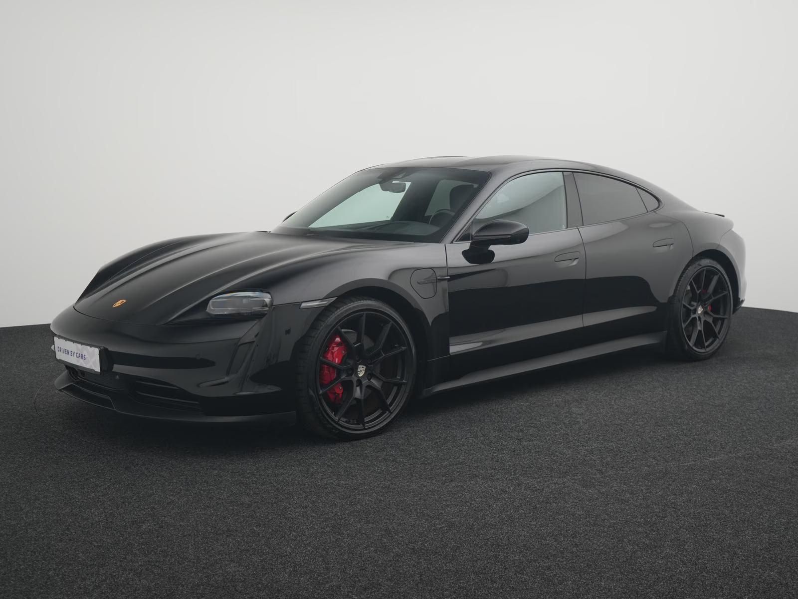 Használt Porsche Taycan (2021, fekete) – 1. kép