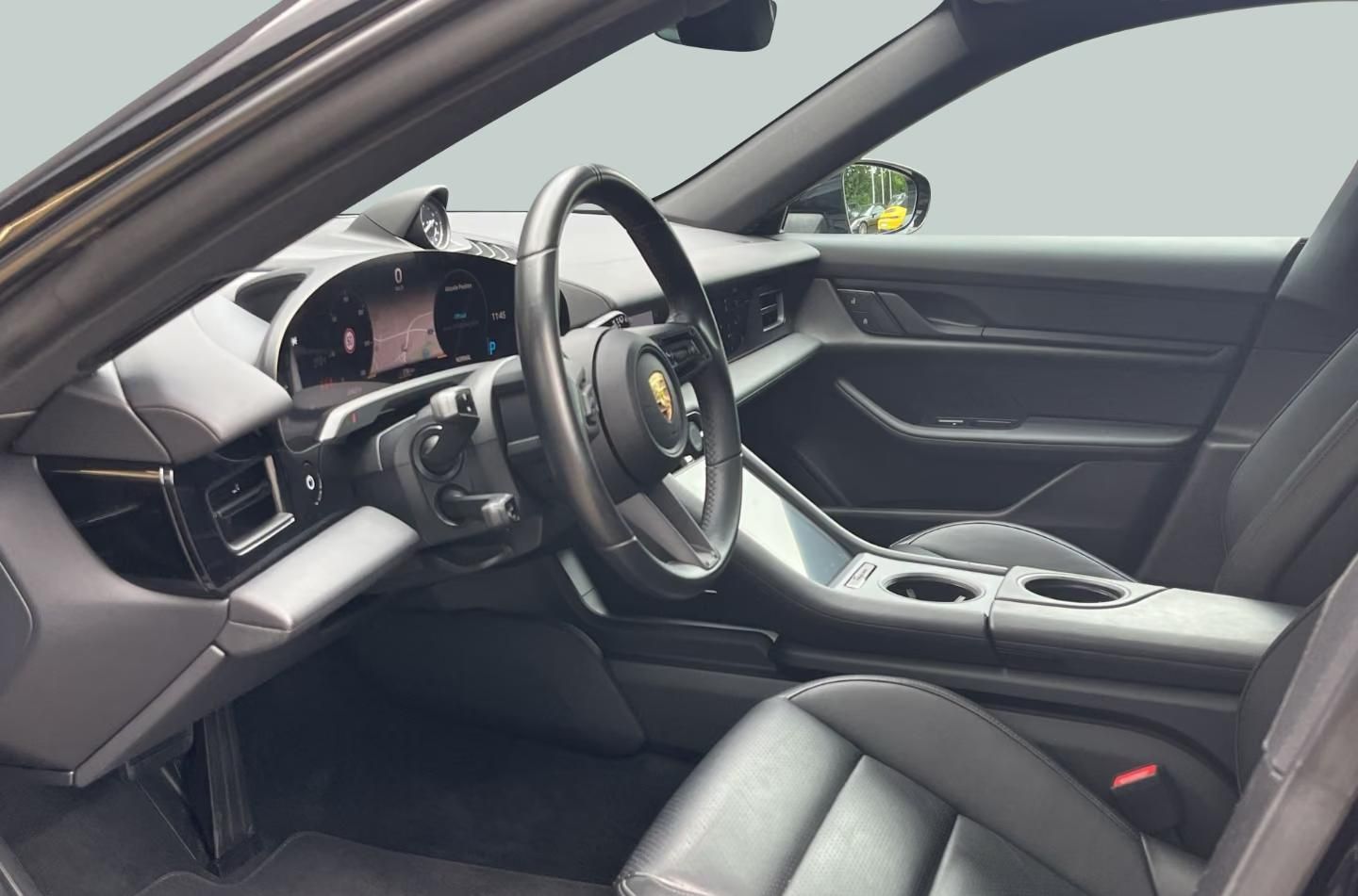 Használt Porsche Taycan (2023, fekete) – 5. kép