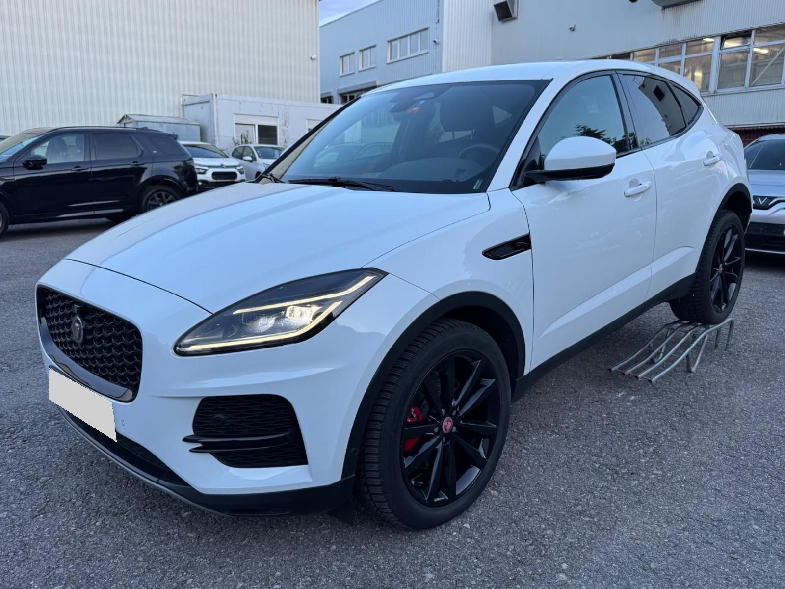 Használt Jaguar E-Pace (2022, fehér) – 1. kép