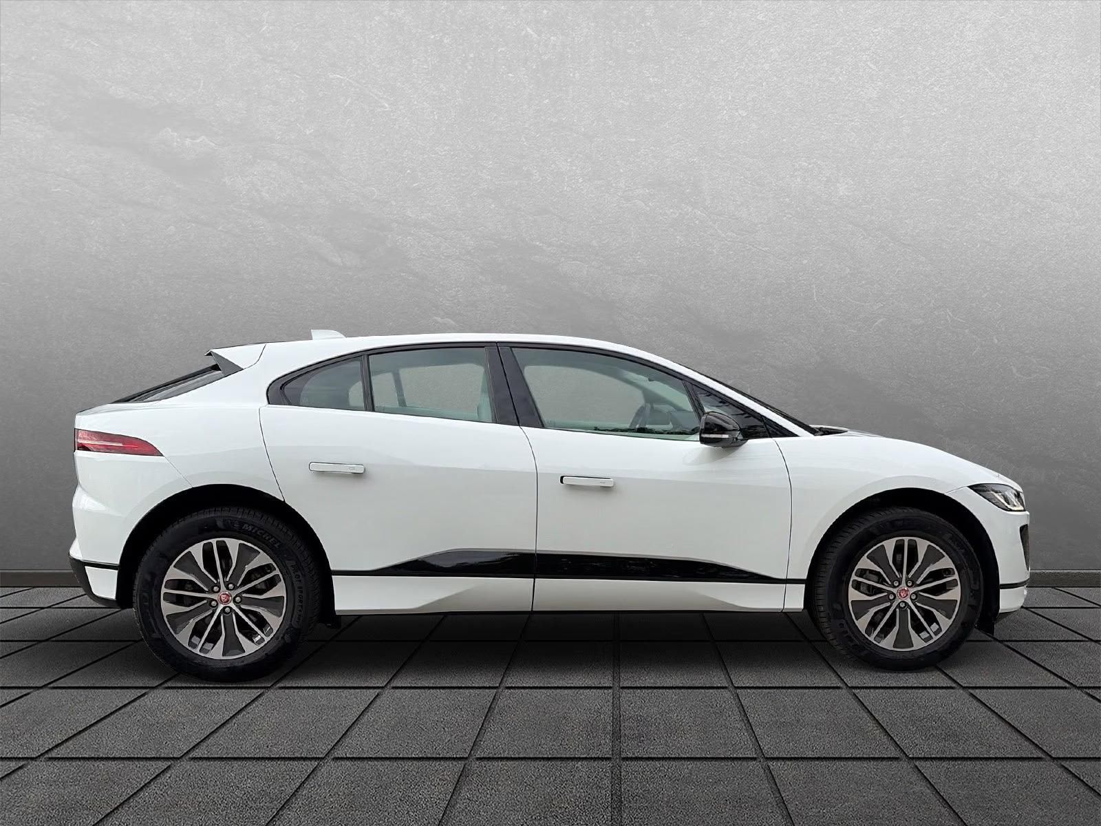 Használt Jaguar I-Pace (2022, fehér) – 8. kép