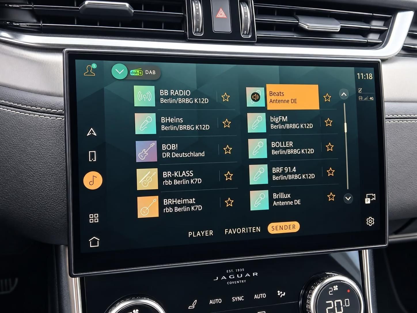 Használt Jaguar XF (2022, fekete) – 5. kép