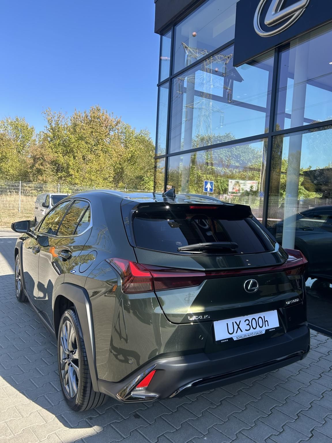 LEXUS UX