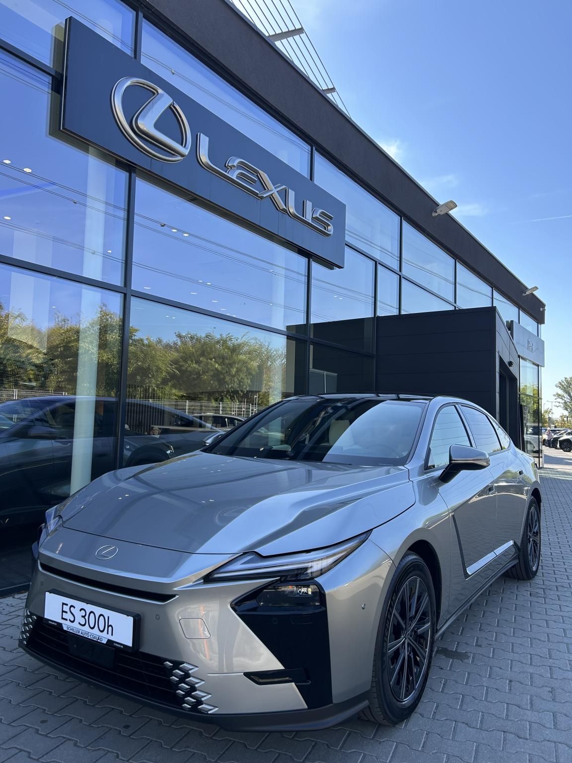 LEXUS ES