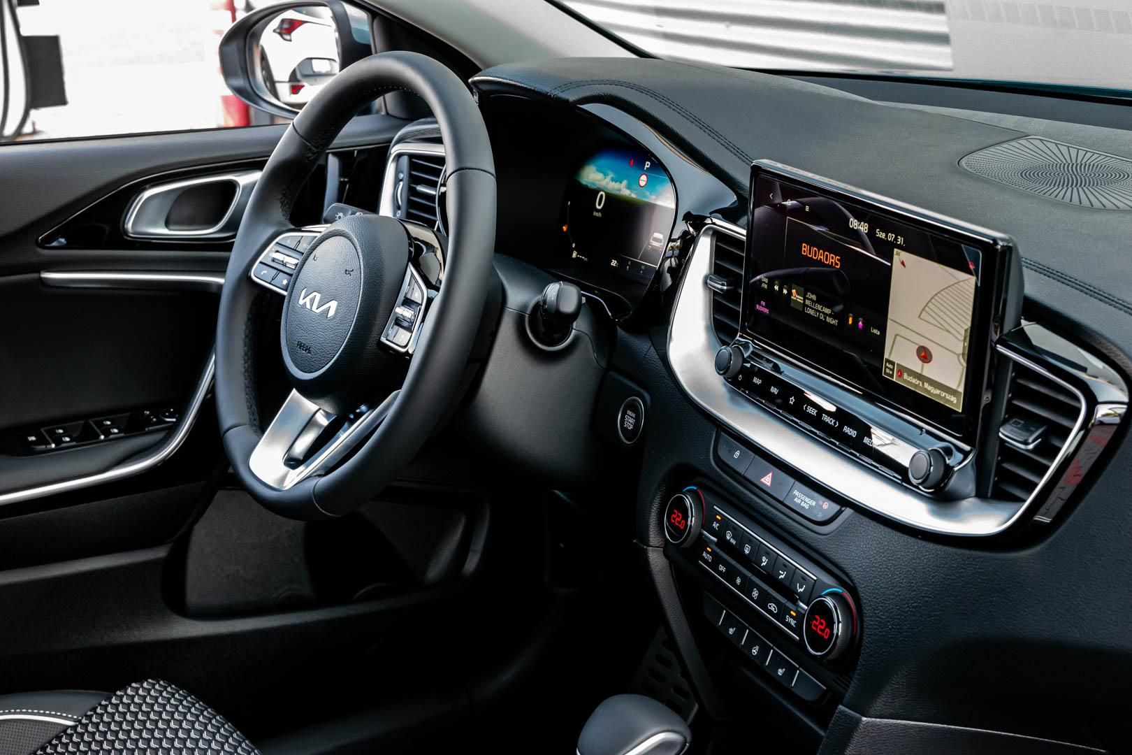 KIA XCEED 1.5 T-GDI X-Platinum DCT 140 T-GDI Automata! - 14. kép
