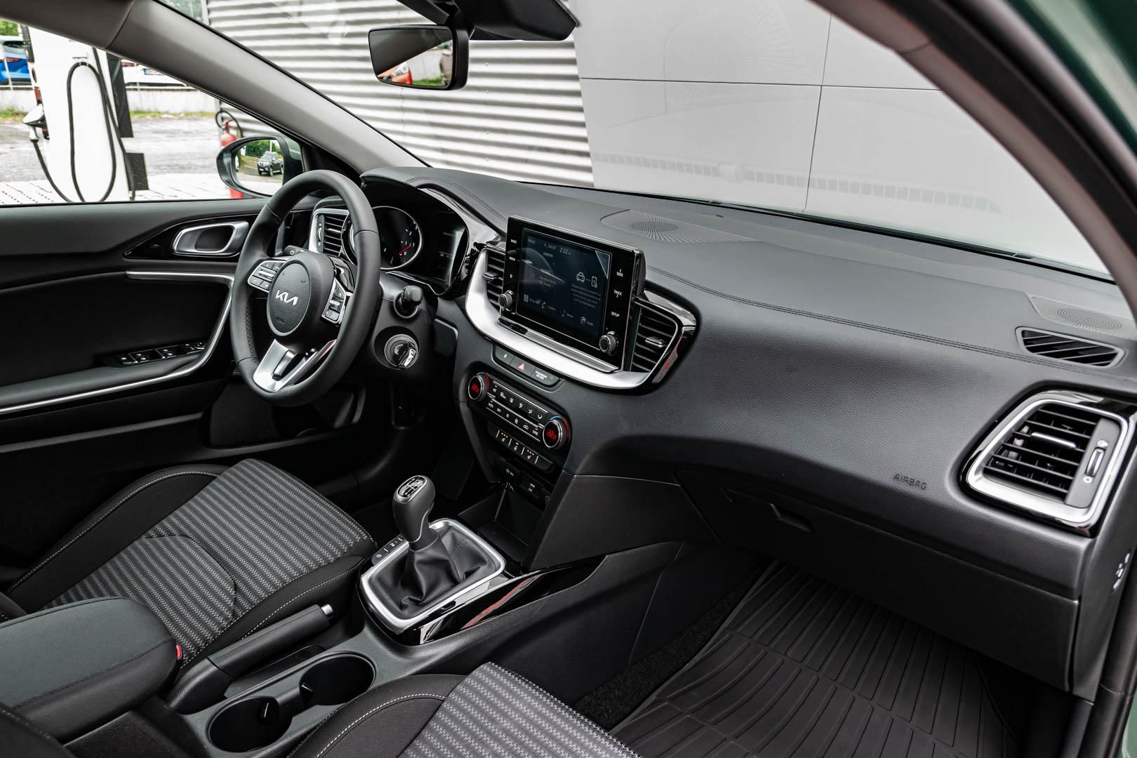 KIA CEE'D Ceed SW 1.5 T-GDI Gold KÉSZELTRŐL!!! - 9. kép