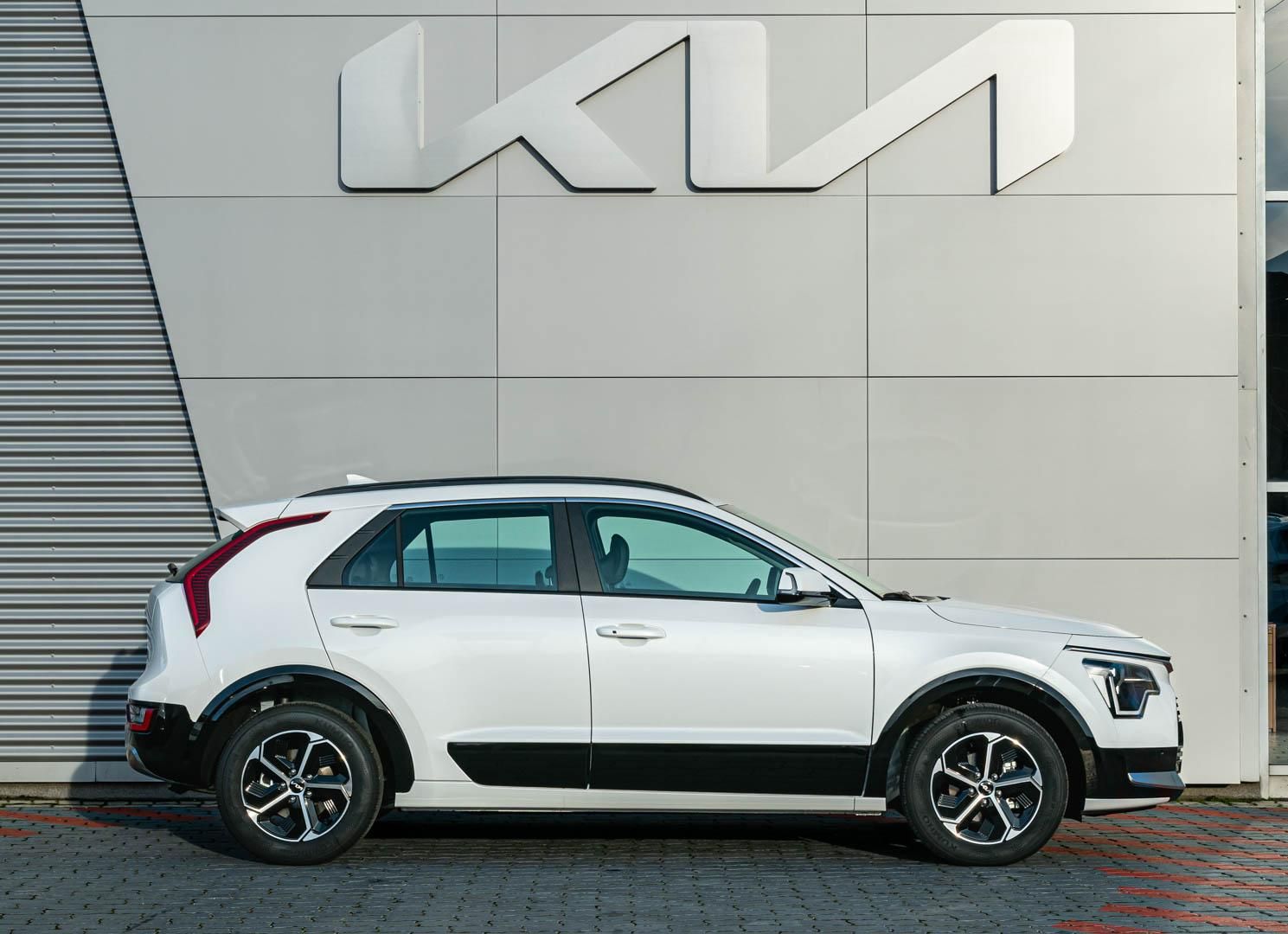 KIA NIRO 1.6 GDI HEV Gold DCT 129 Hybrid Gold MY25! Sense csomag! - 3. kép
