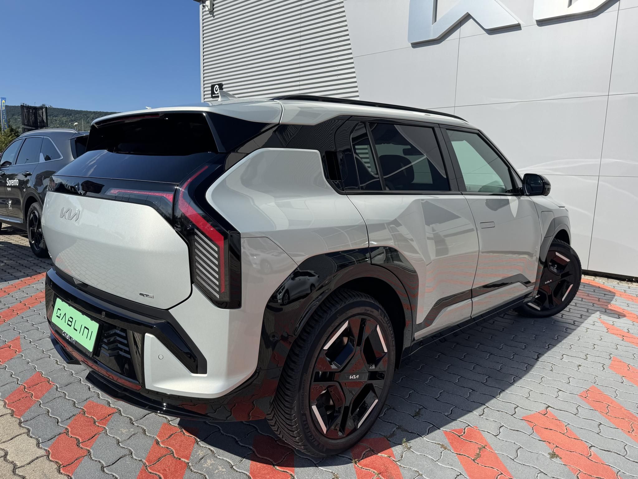KIA EV3 81,4kWh GT Line DWP+RELAX+NAPFÉNYTETŐ! MY26 - 4. kép