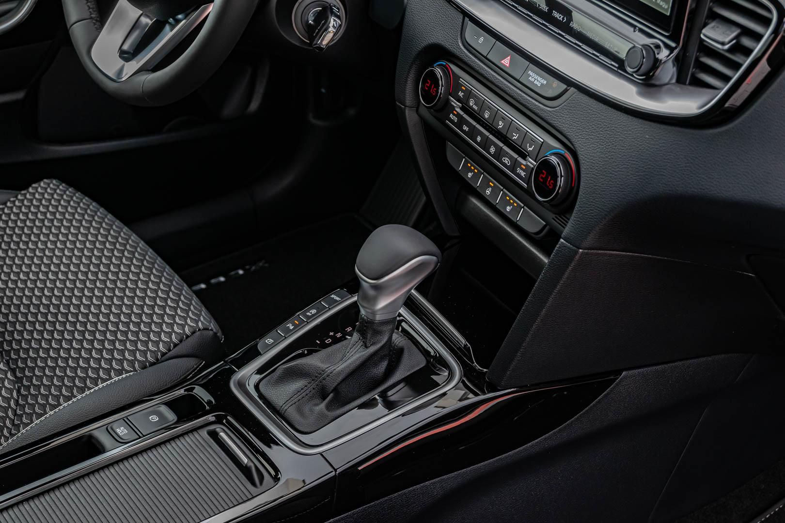 KIA XCEED 180 T PLATINUM ADA NAPFÉNYTETŐ! MY26 - 11. kép