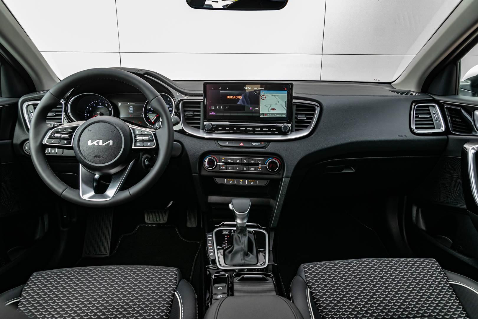 KIA XCEED 180 T PLATINUM ADA! MY26 - 9. kép