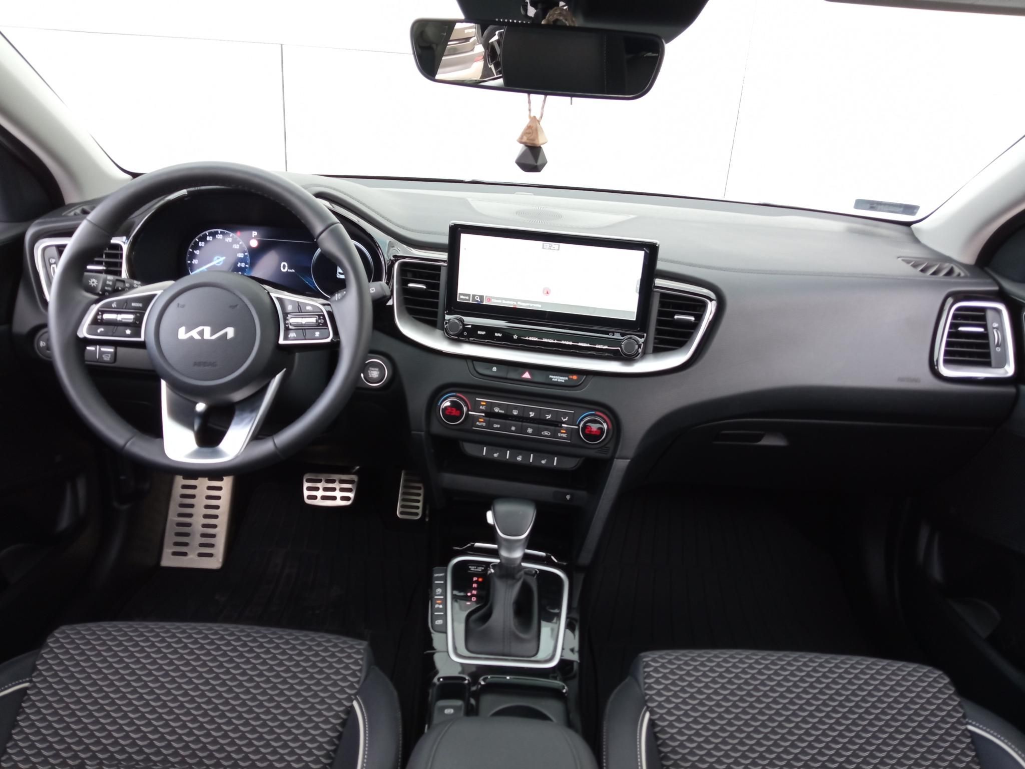 KIA XCEED 1.5 T-GDI X-Platinum DCT Automata! Napfénytető! Top csomag! Tesztautó! - 12. kép