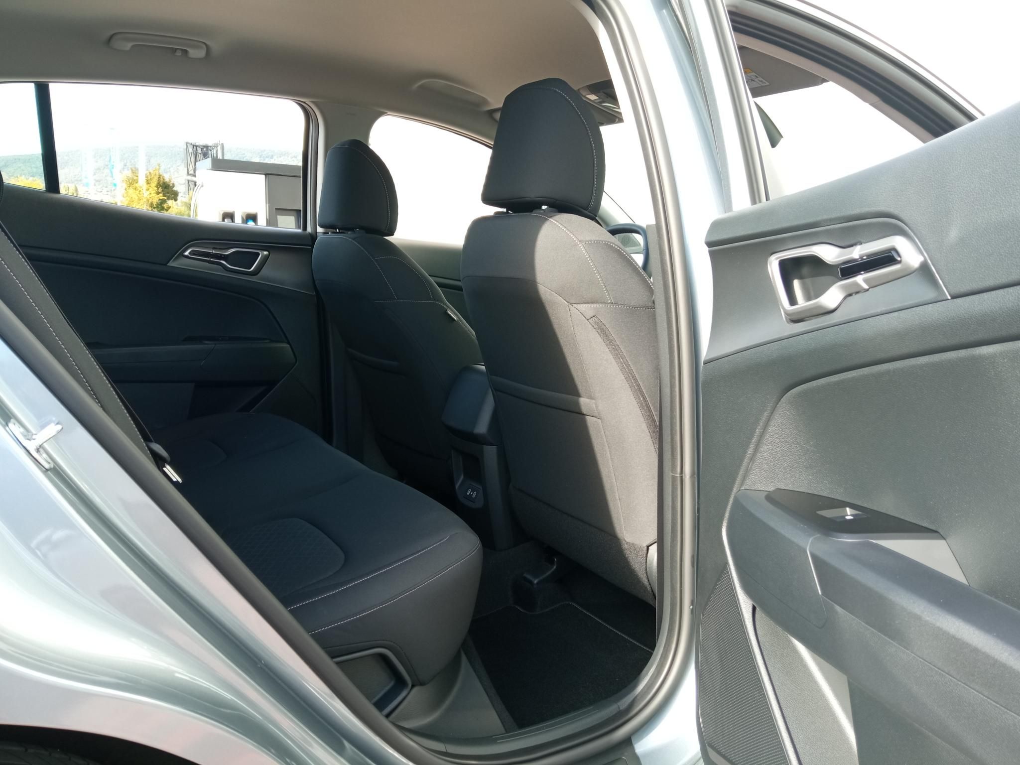 KIA SPORTAGE 1.6 T-GDI Essence ÚJ MODELL! MY26 KÉSZLETRŐL!! - 11. kép