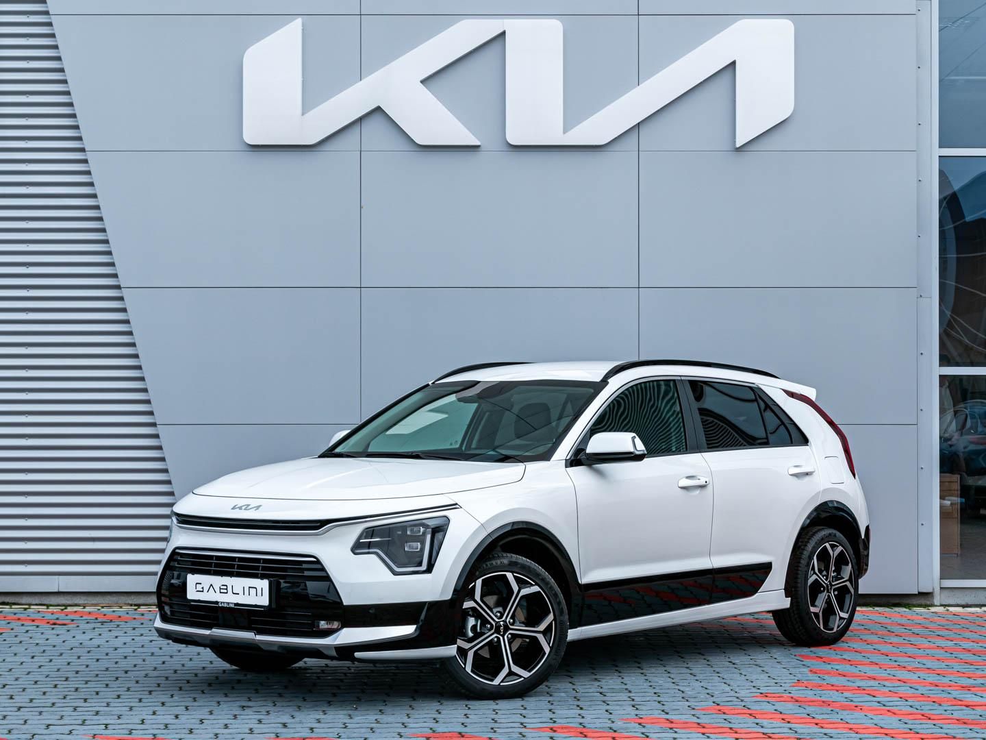 KIA NIRO 1.6 GDI HEV Platinum DCT Készletről! PLATINUM KOMFORT CSOMAG! - 1. kép