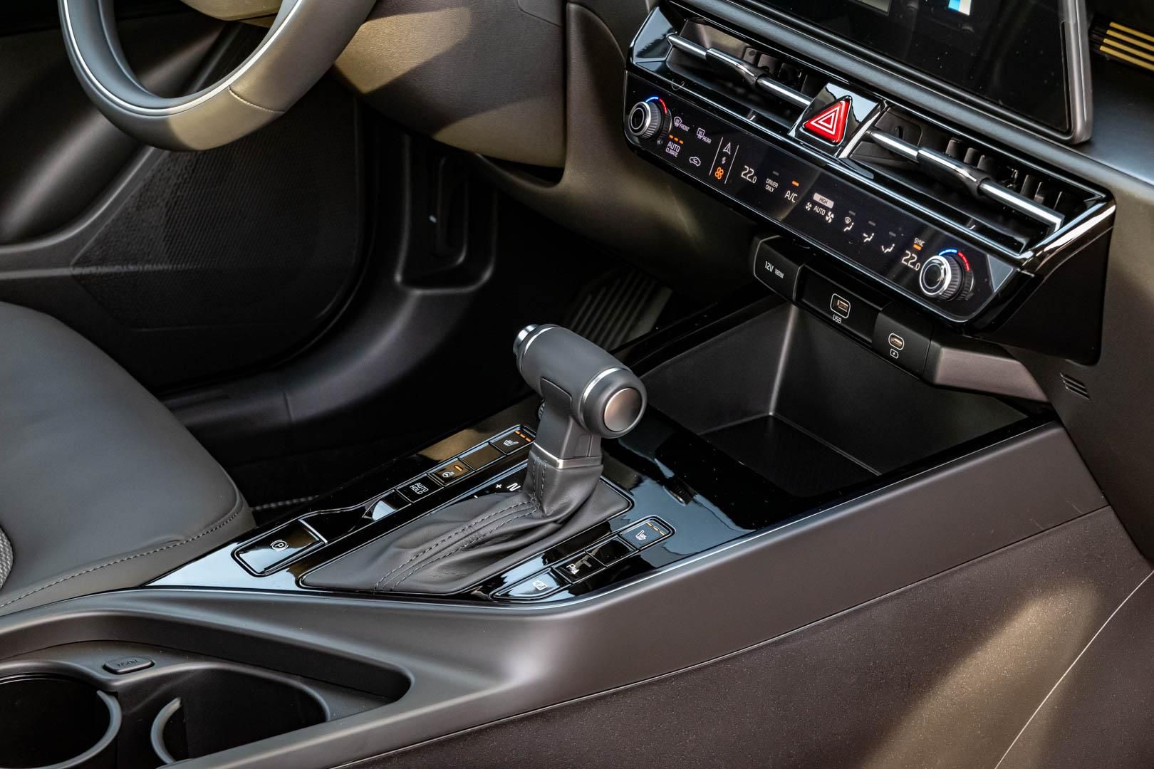 KIA NIRO 1.6 GDI HEV Gold DCT 129 Hybrid Gold MY26! Sense csomag! - 13. kép