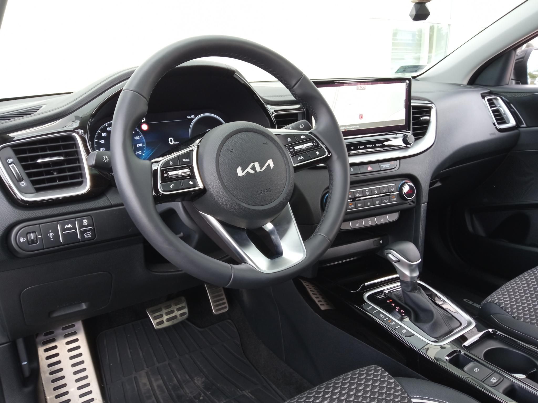 KIA XCEED 1.5 T-GDI X-Platinum DCT Automata! Napfénytető! Top csomag! Tesztautó! - 8. kép