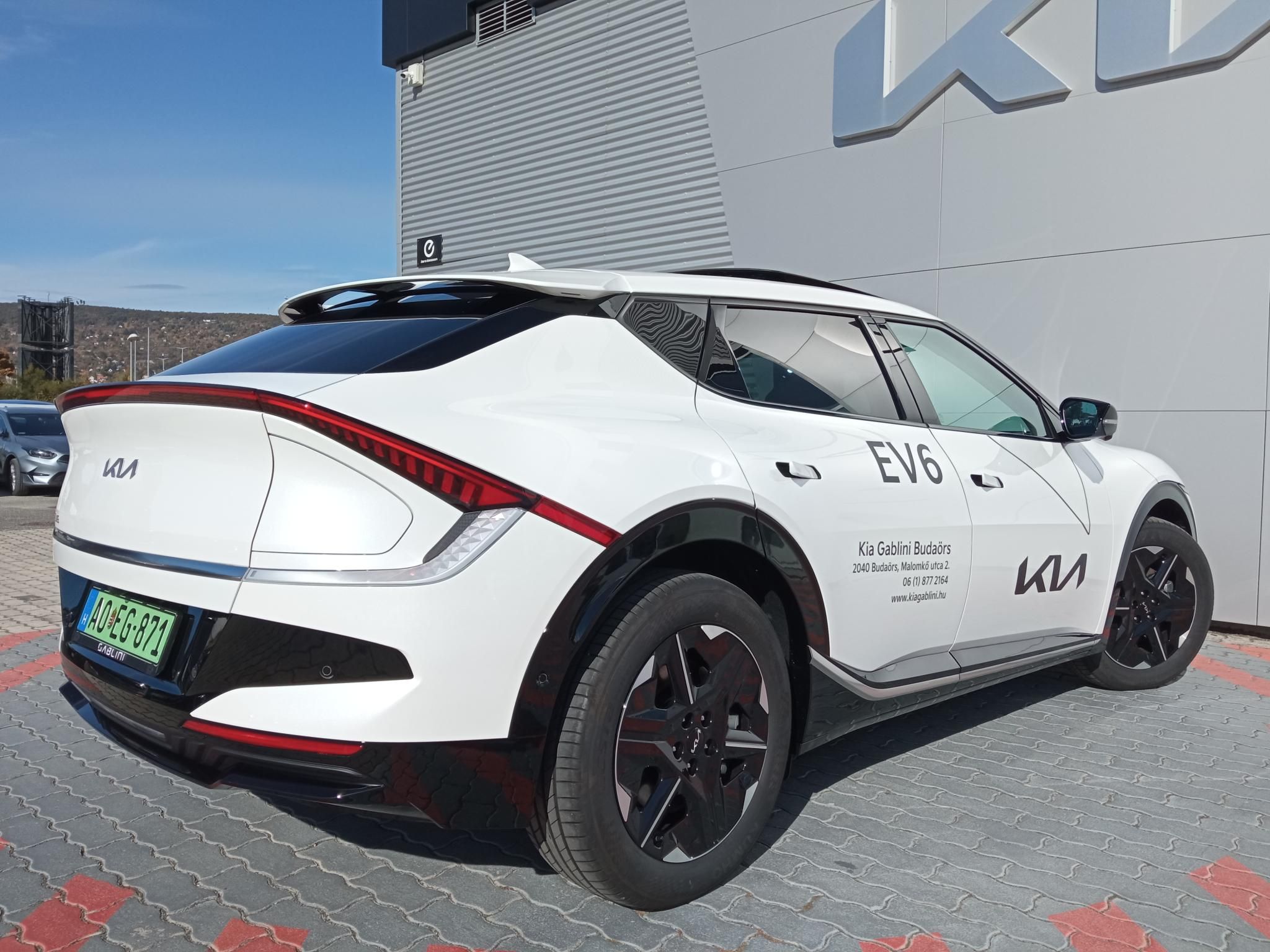 KIA EV6 84kWh Earth Relax+Vision+Power+Premium csomag! Napfénytető! Teszt/demo autó! - 6. kép