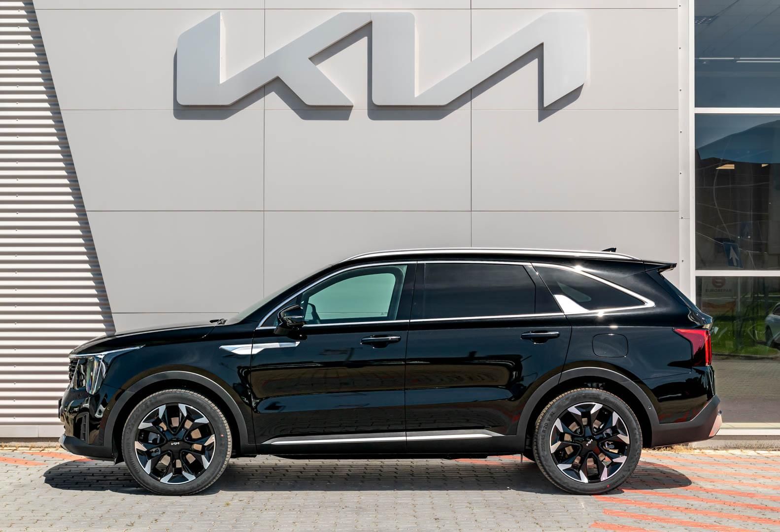 KIA SORENTO 2.2 CRDI Kryptonite DCT [7személy] MY26! - 6. kép