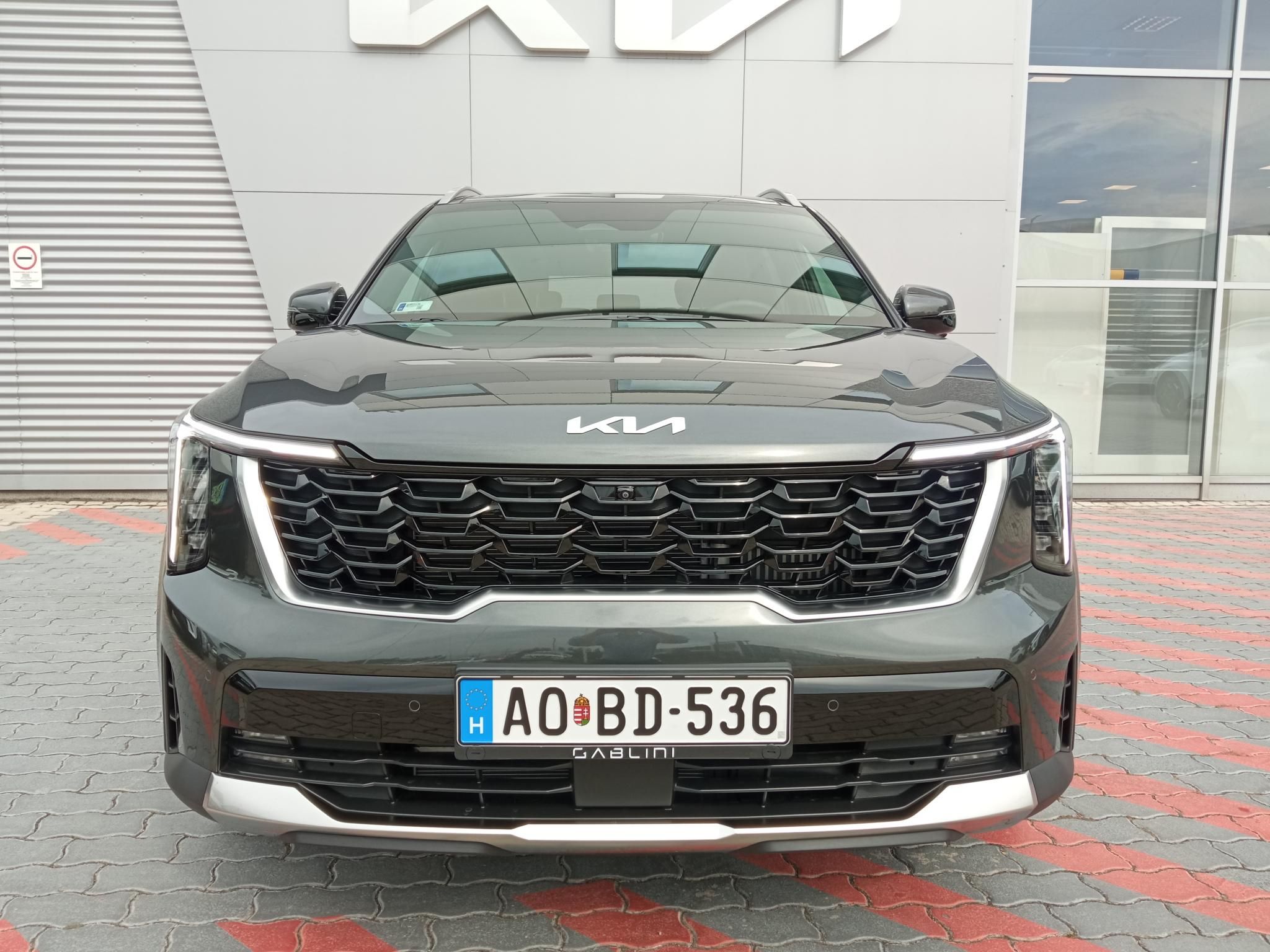 KIA SORENTO 1.6 T-GDI Hybrid Kryptonite 4WD (Automata) [7személy] 7 személyes! Nappa bőr-relax csomag! Napfénytető! Demo autó! - 2. kép