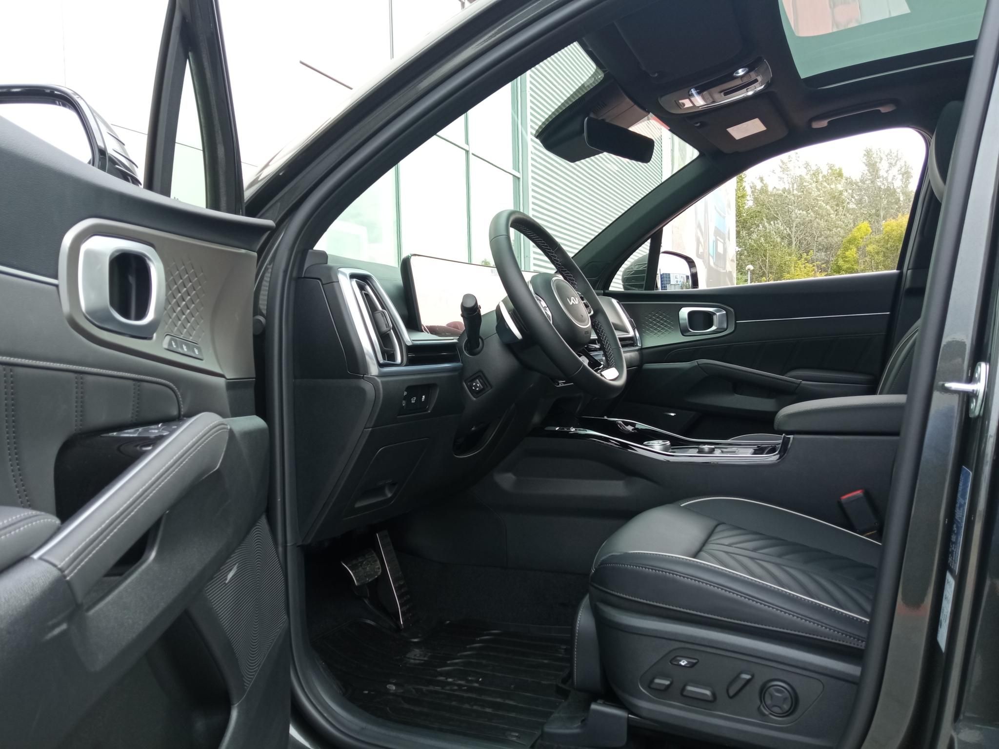 KIA SORENTO 1.6 T-GDI Hybrid Kryptonite 4WD (Automata) [7személy] 7 személyes! Nappa bőr-relax csomag! Napfénytető! Demo autó! - 7. kép