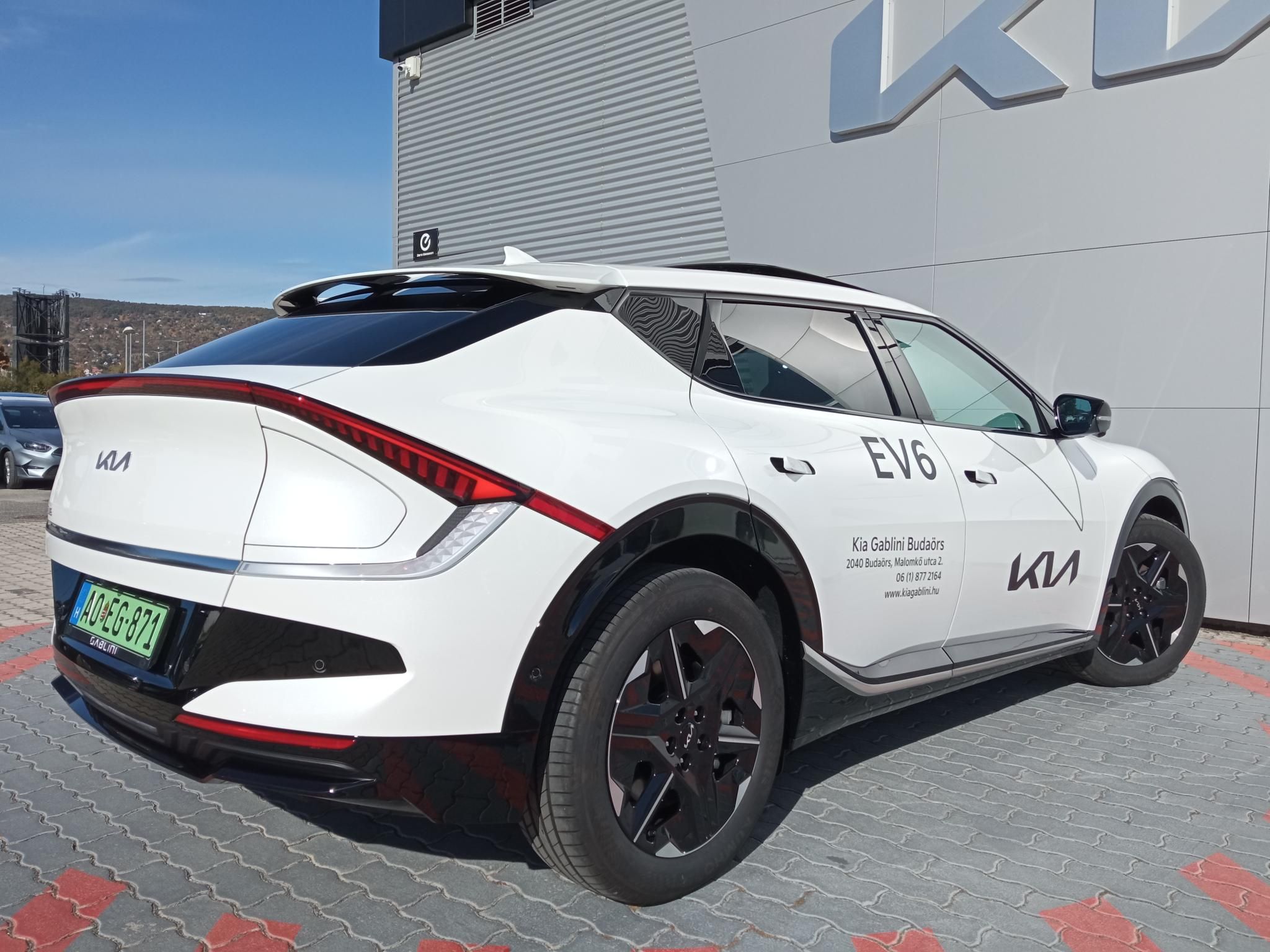 KIA EV6 84kWh Earth Relax+Vision+Power+Premium csomag! Napfénytető! Teszt/demo autó! - 6. kép