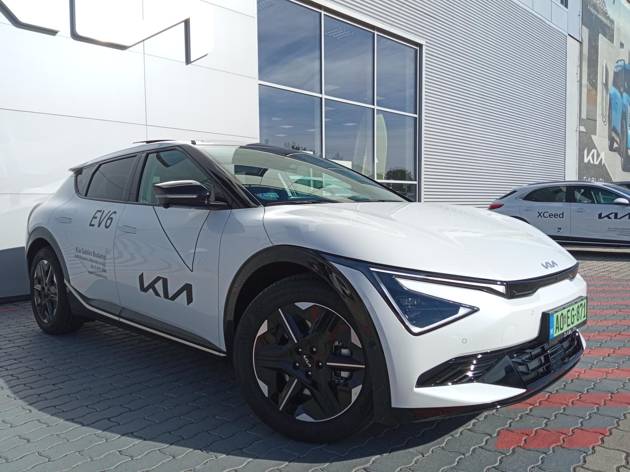 KIA EV6 84kWh Earth Relax+Vision+Power+Premium csomag! Napfénytető! Teszt/demo autó! - 3. kép