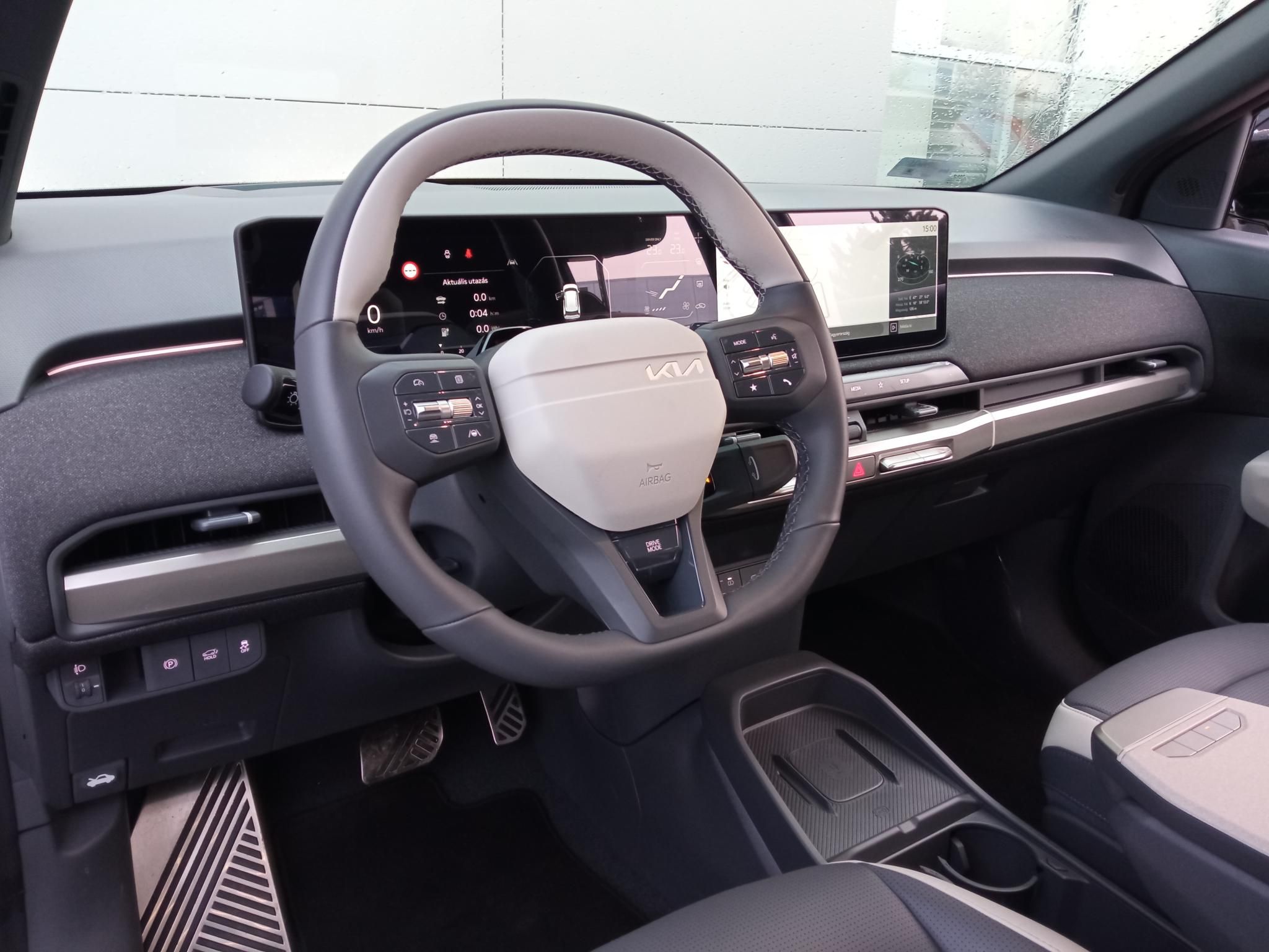 KIA EV3 81,4kWh GT Line DWP + Relax csomag! Teszt/demo autó! - 8. kép