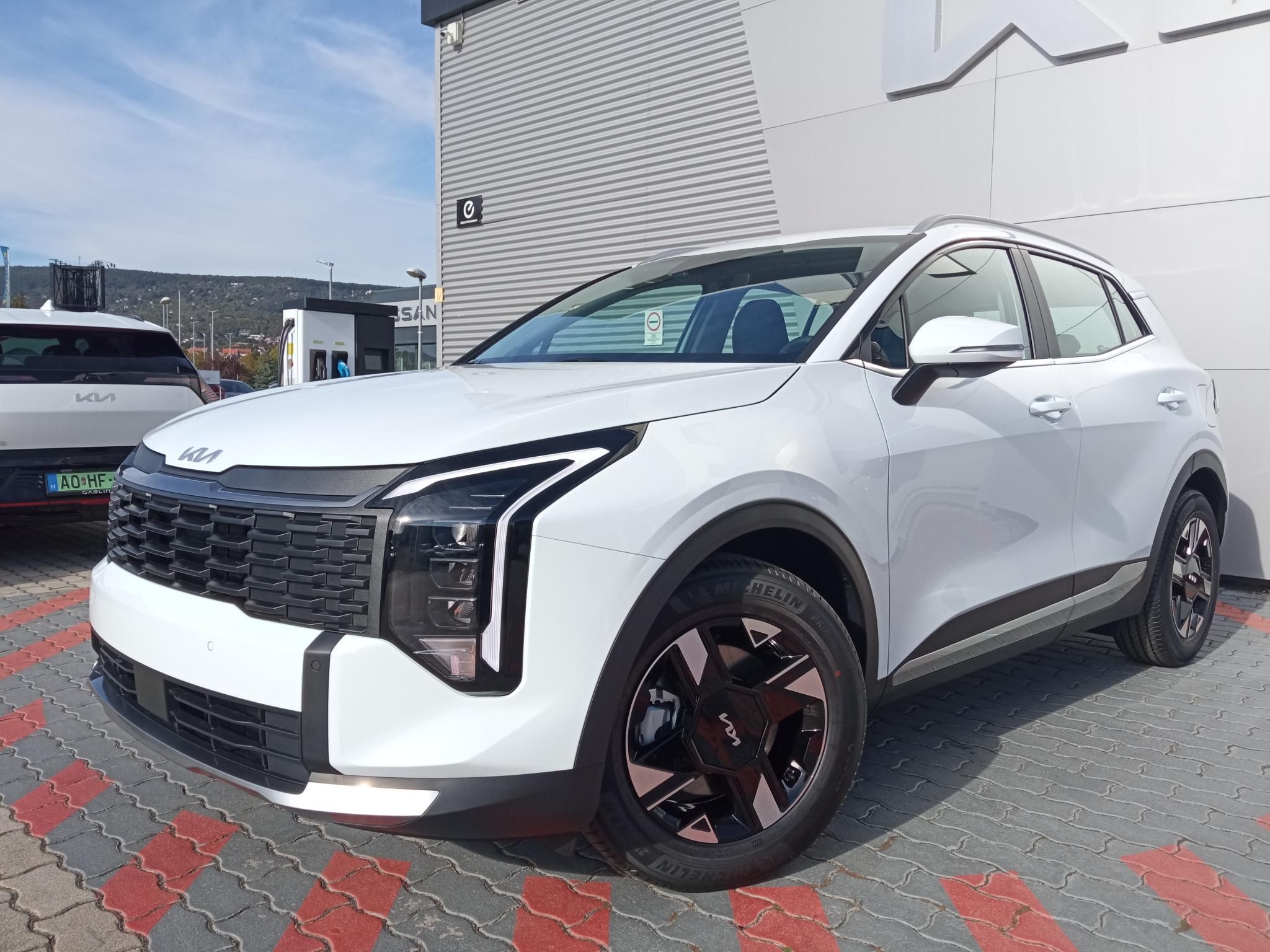 KIA SPORTAGE 1.6 T-GDI Essence MY26 készletről!