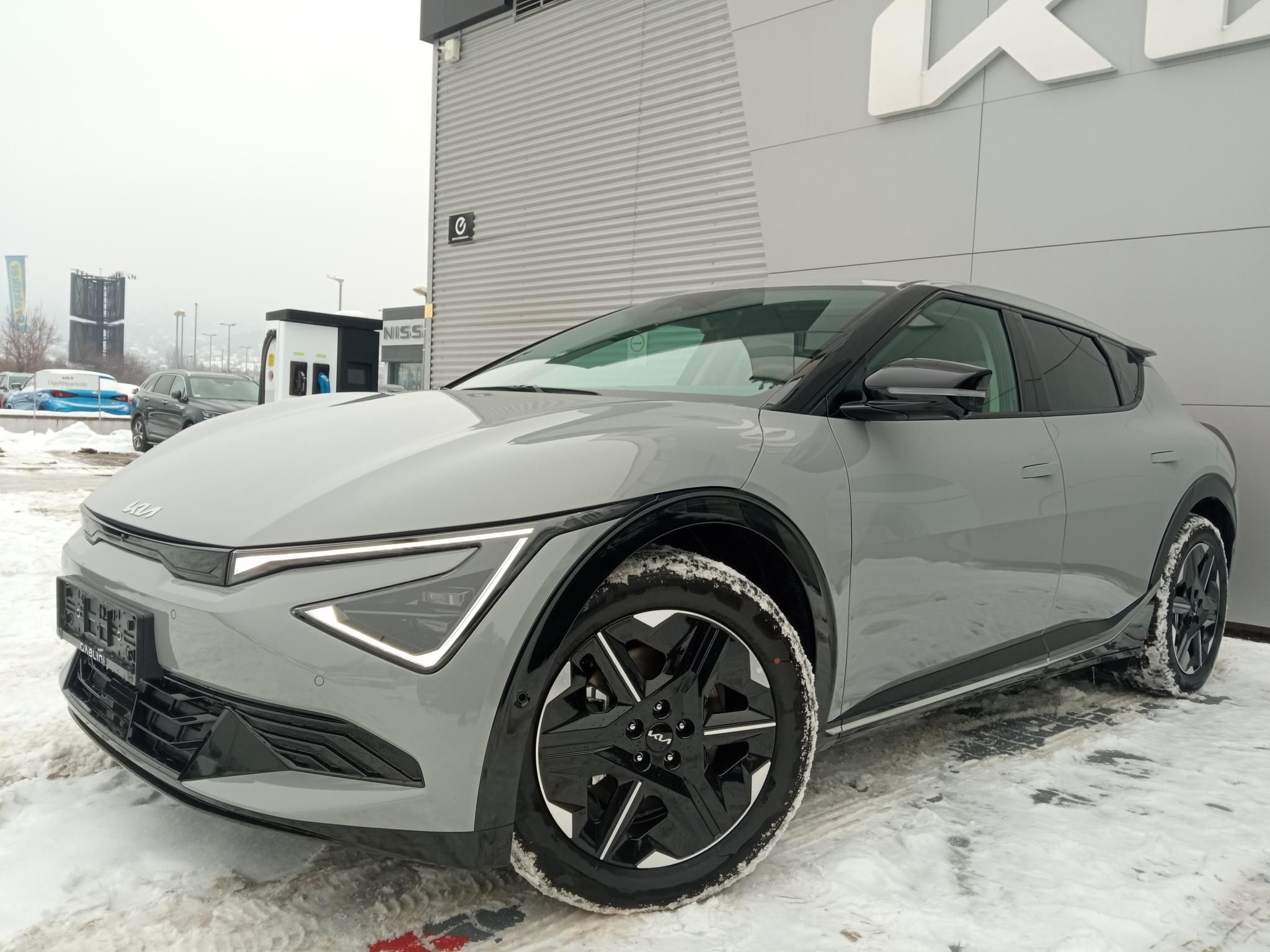 KIA EV6 84kWh Earth POWER + RELAX + VISION + PREMIUM CSOMAG! KÉSZLETRŐL!