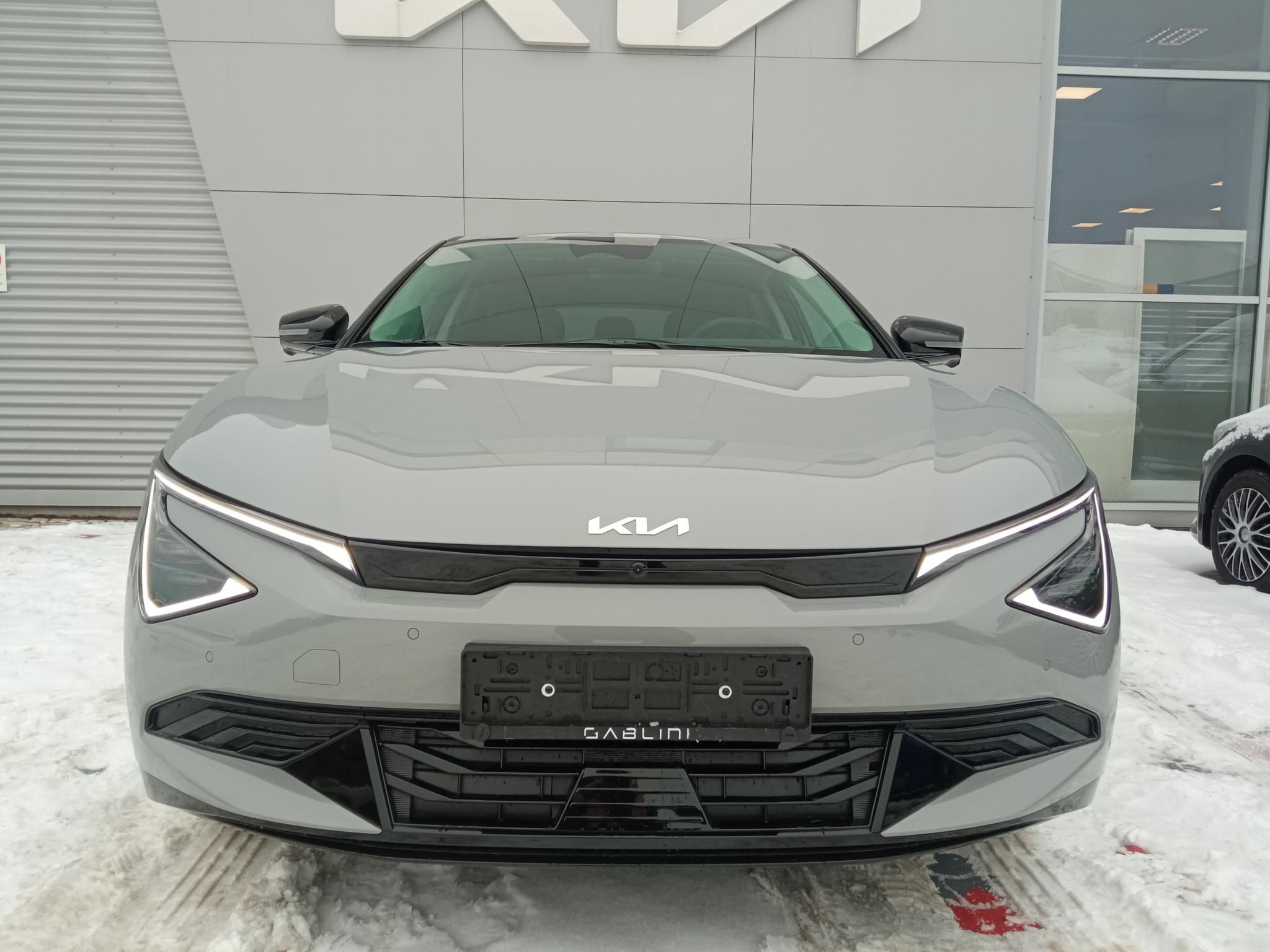 KIA EV6 84kWh Earth POWER + RELAX + VISION + PREMIUM CSOMAG! KÉSZLETRŐL! - 2. kép