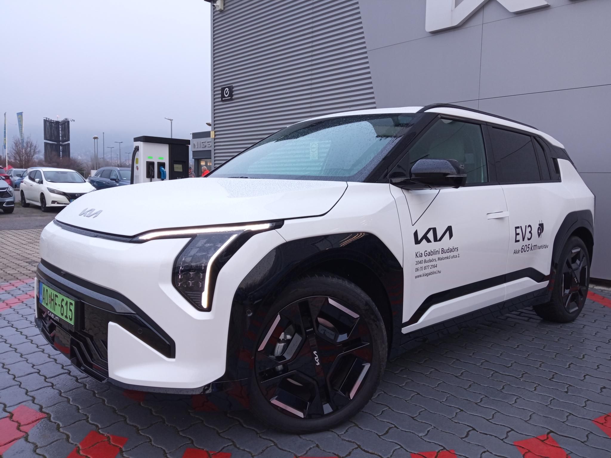 KIA EV3 81,4kWh GT Line DWP + Relax csomag! Teszt/demo autó! - 1. kép