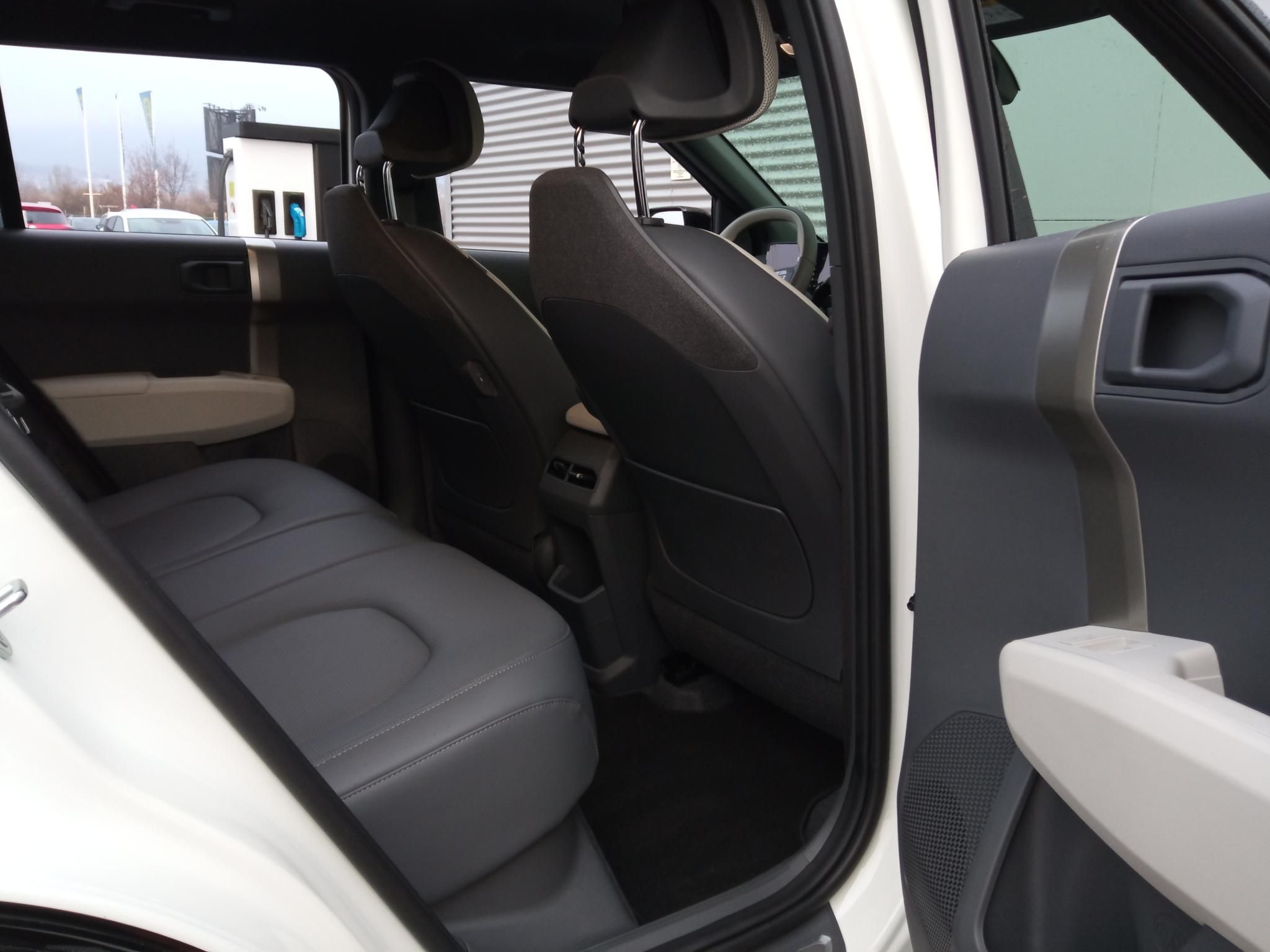 KIA EV3 81,4kWh GT Line DWP + Relax csomag! Teszt/demo autó! - 11. kép