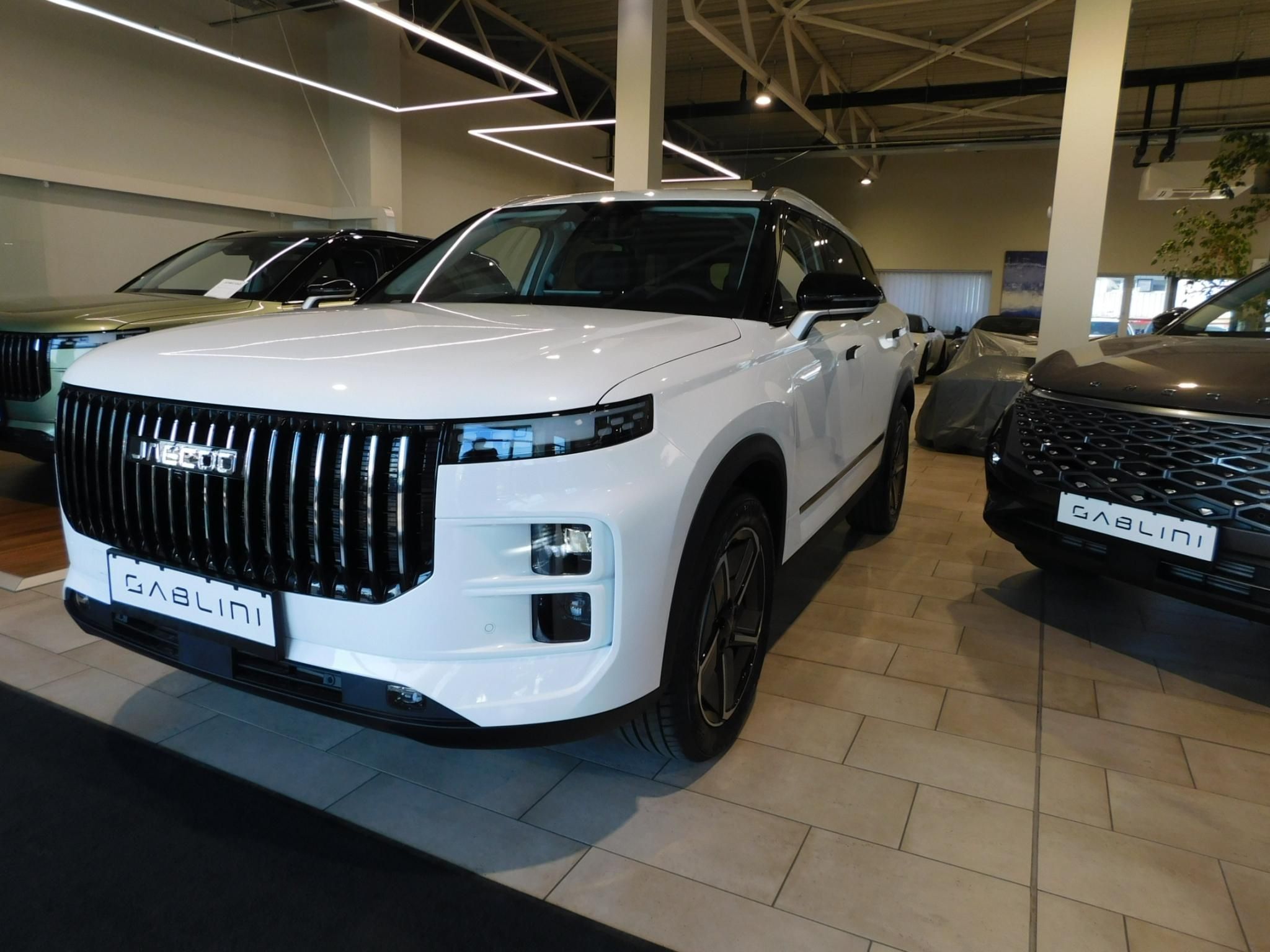 JAECOO JAECOO 7 7 év vagy 1.000.000 km motorgarancia! PREMIUM! KÉSZLETEN több színben!