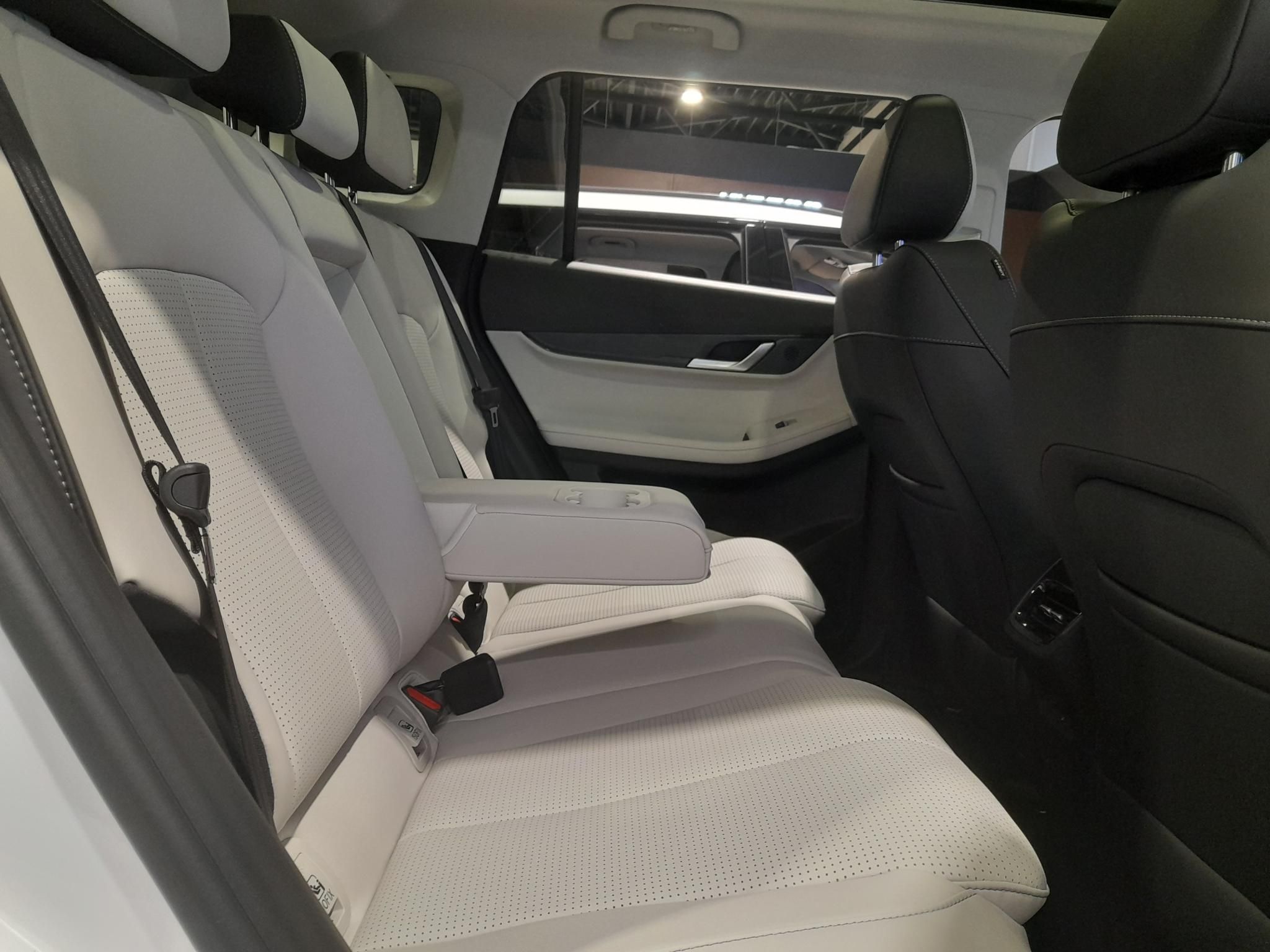 JAECOO JAECOO 5 J5 1.6 TGDI Exclusive DCT TÖBB SZÍN! GYORS BEÉRKEZÉS! - 14. kép