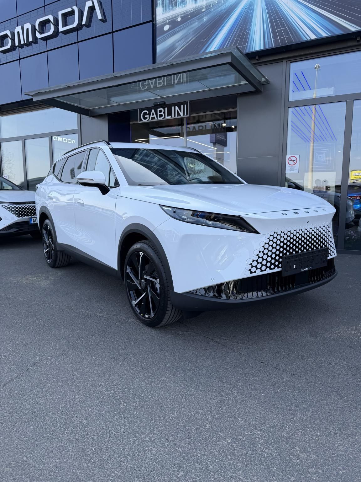 OMODA OMODA 7 1.5 TGDI PHEV Exclusive DHT 7 ÉV 150.000 km alap garancia és 1.000.000 km motorgarancia! - 1. kép