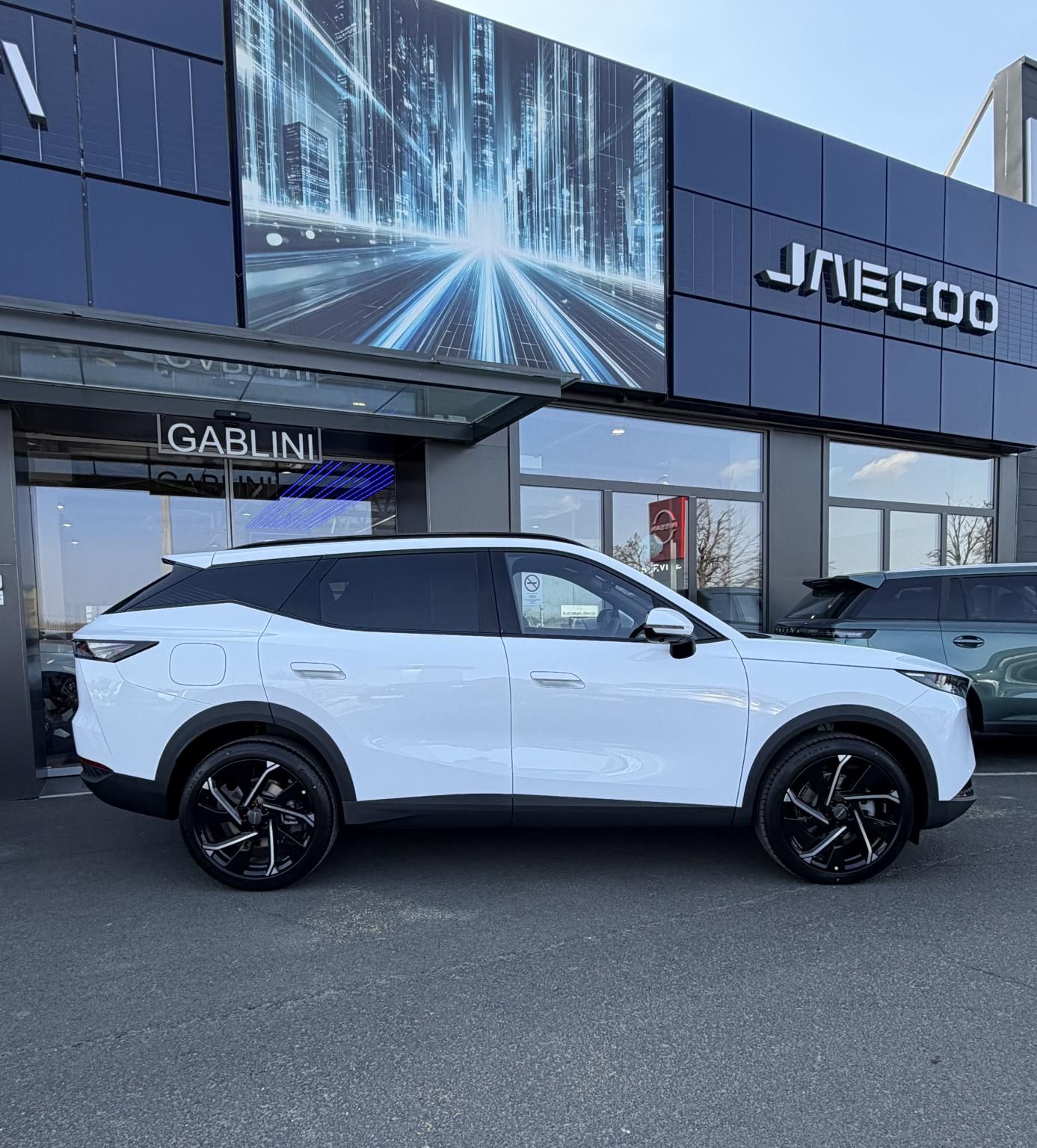 OMODA OMODA 7 1.5 TGDI PHEV Exclusive DHT 7 ÉV 150.000 km alap garancia és 1.000.000 km motorgarancia! - 8. kép