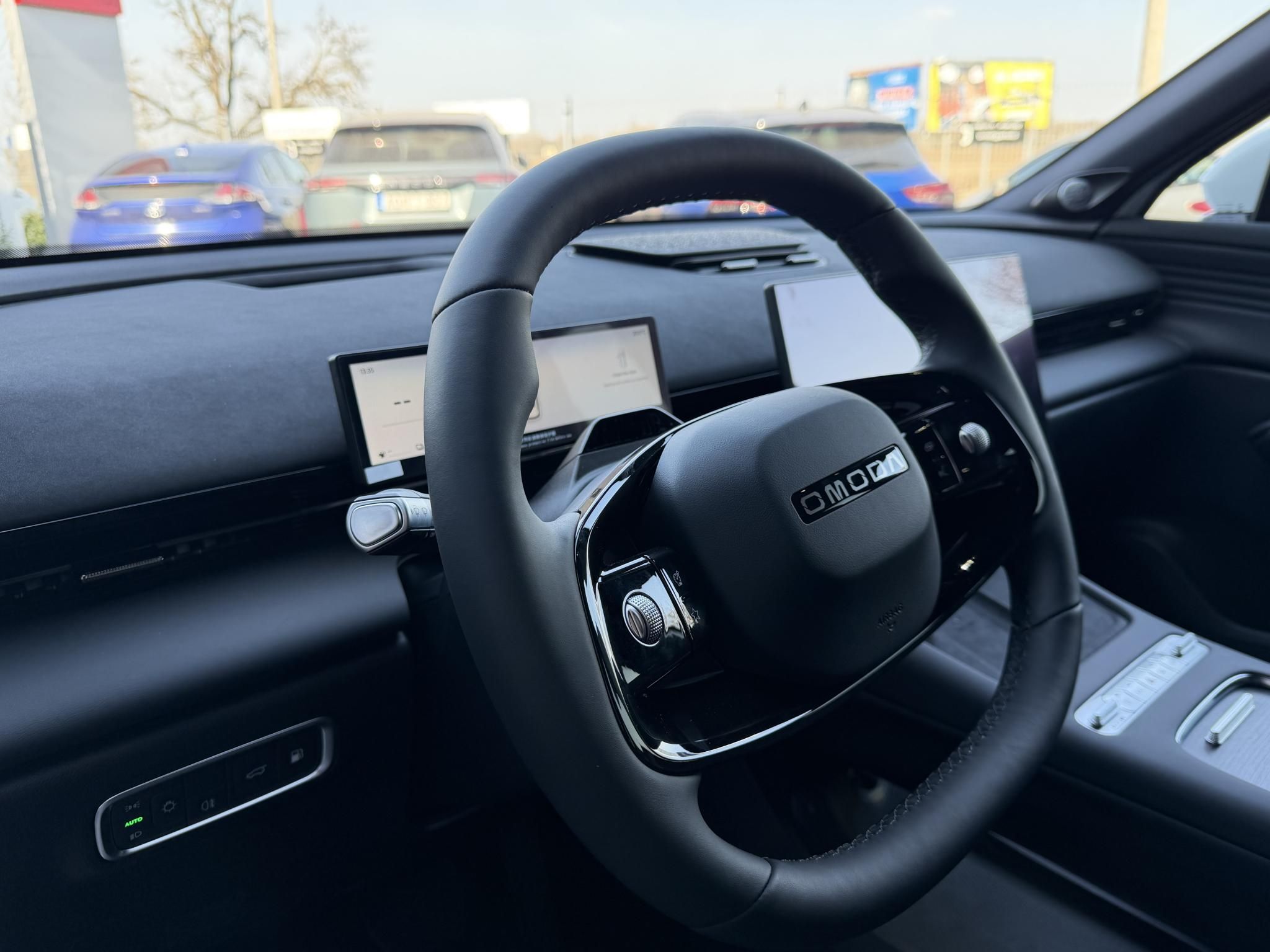 OMODA OMODA 7 1.5 TGDI PHEV Exclusive DHT 7 ÉV 150.000 km alap garancia és 1.000.000 km motorgarancia! - 11. kép