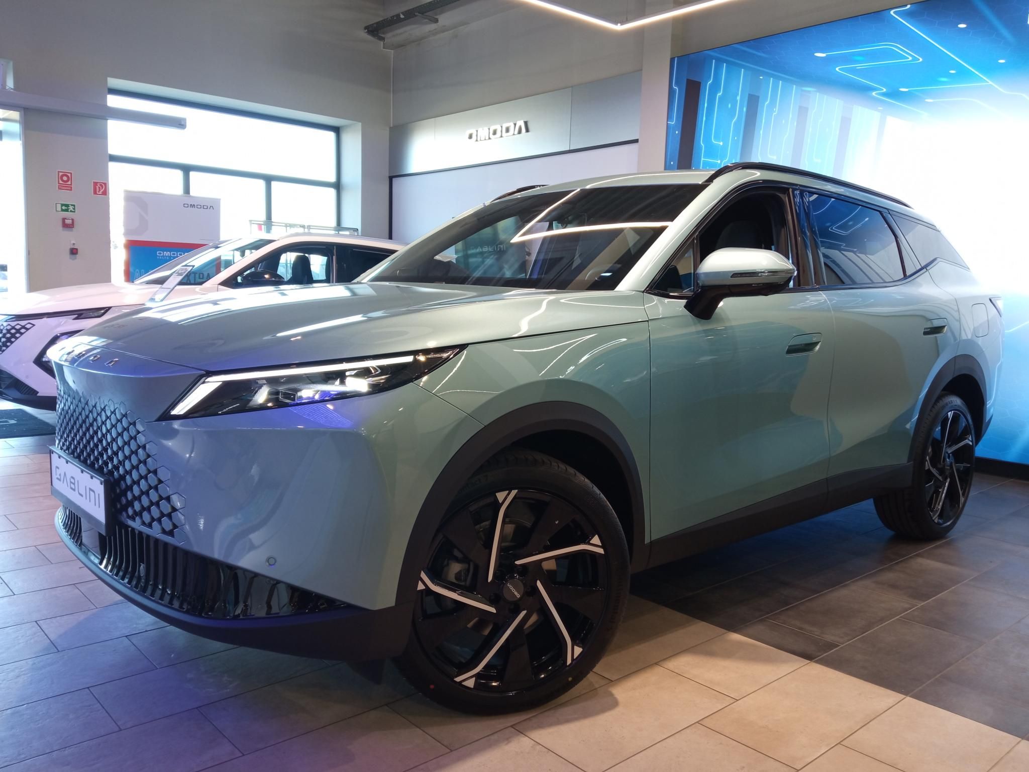 OMODA OMODA 7 1.5 TGDI PHEV Exclusive DHT Készletről! Akár 1.99 %-os finanszírozás! Több színben! - 3. kép