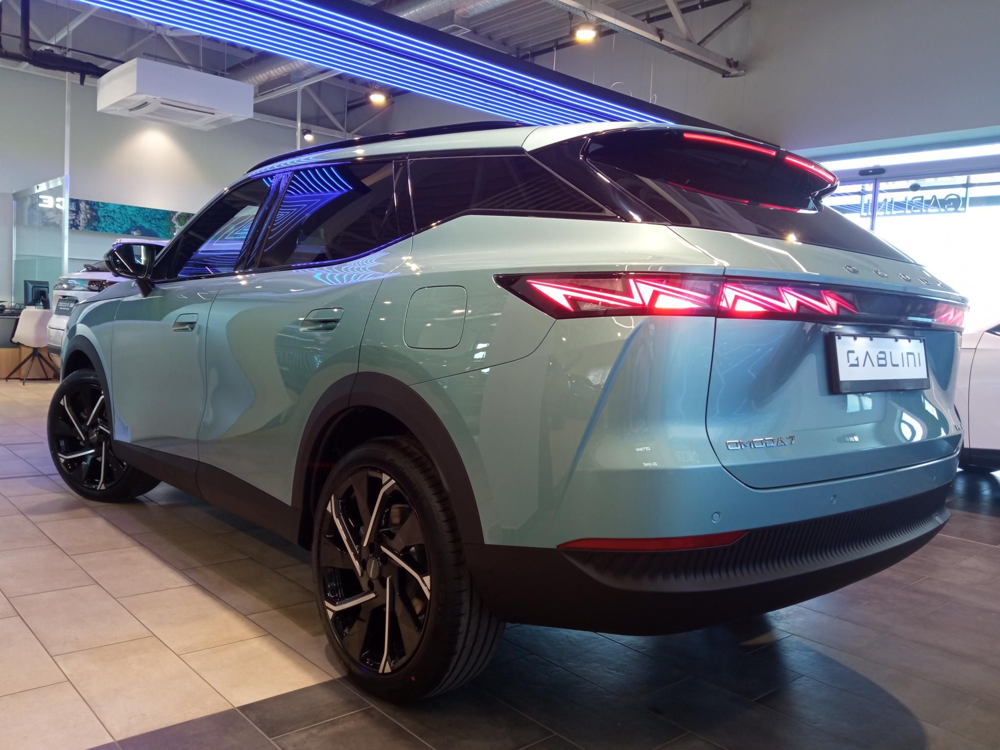 OMODA OMODA 7 1.5 TGDI PHEV Exclusive DHT Készletről! Akár 1.99 %-os finanszírozás! Több színben! - 4. kép