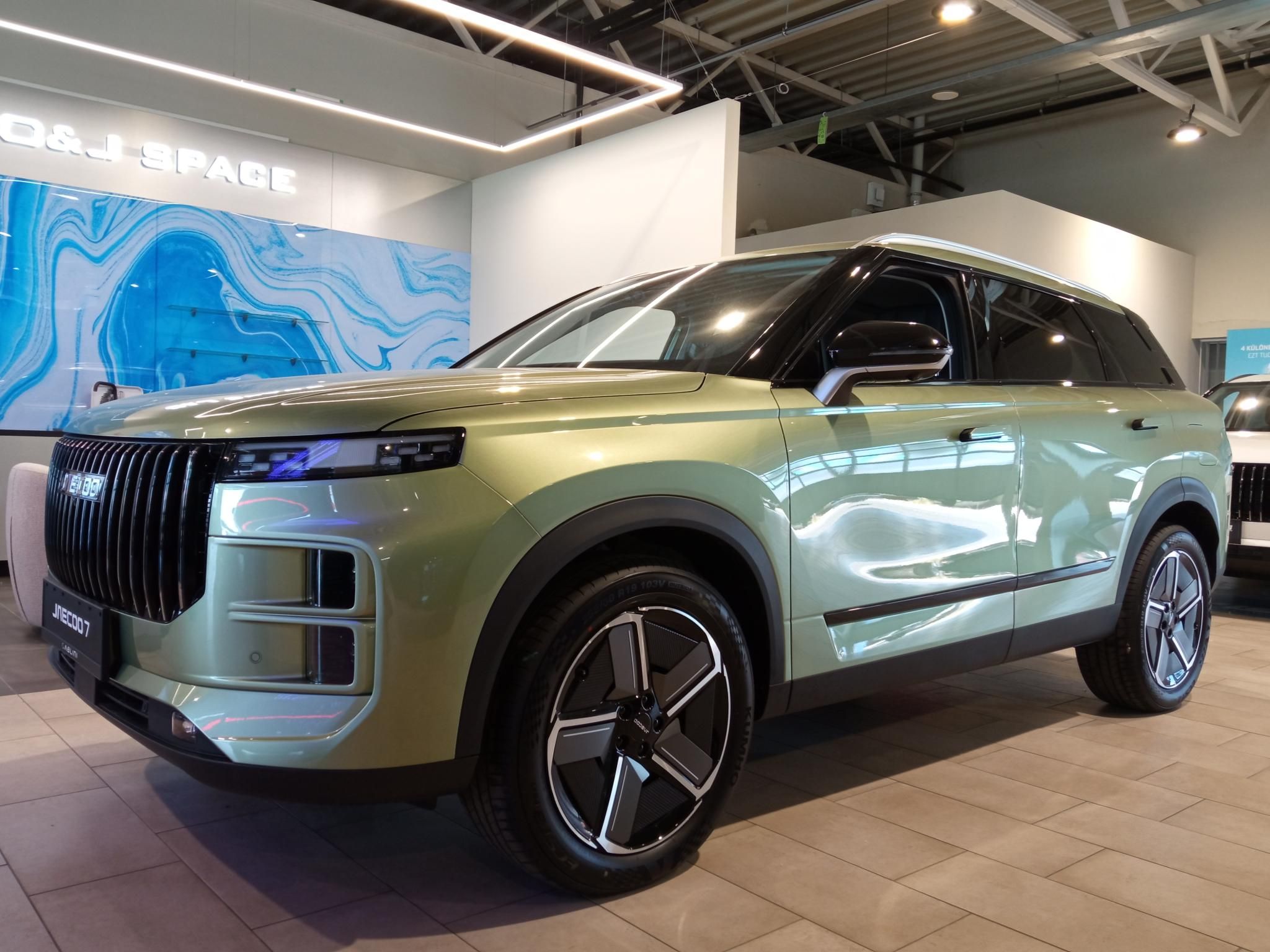 JAECOO JAECOO 7 J7 1.6 TGDI Exclusive DCT Készletről! Akár 1.99 %-os kamat! 7 év vagy 150 000 km garancia! - 3. kép