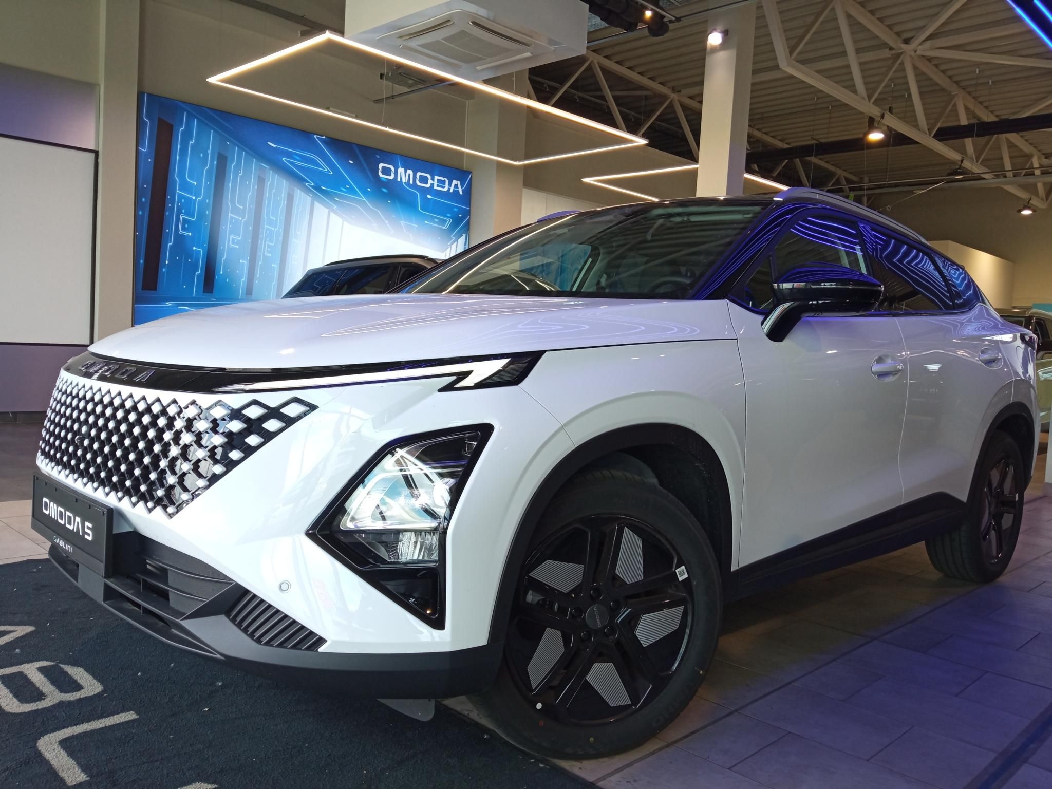 OMODA OMODA 5 1.5 TGDI SHS-H Premium DHT HEV! Akár 1.99 %-os kamat! 7 év vagy 150 000 km garancia! - 3. kép