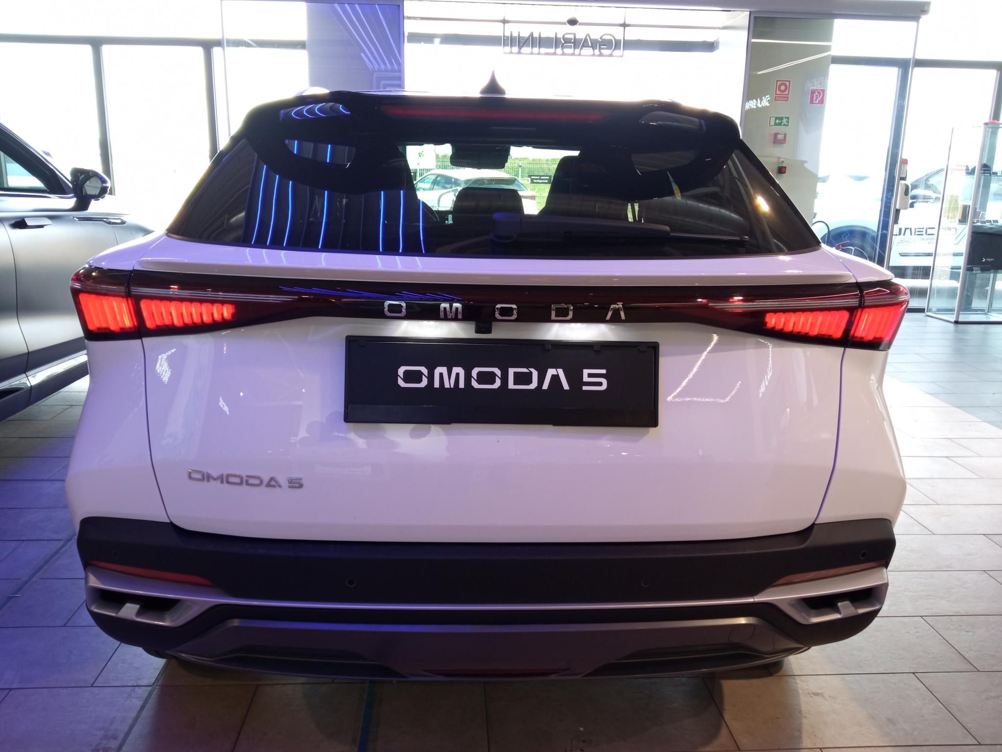 OMODA OMODA 5 1.5 TGDI SHS-H Premium DHT HEV! Akár 1.99 %-os kamat! 7 év vagy 150 000 km garancia! - 5. kép