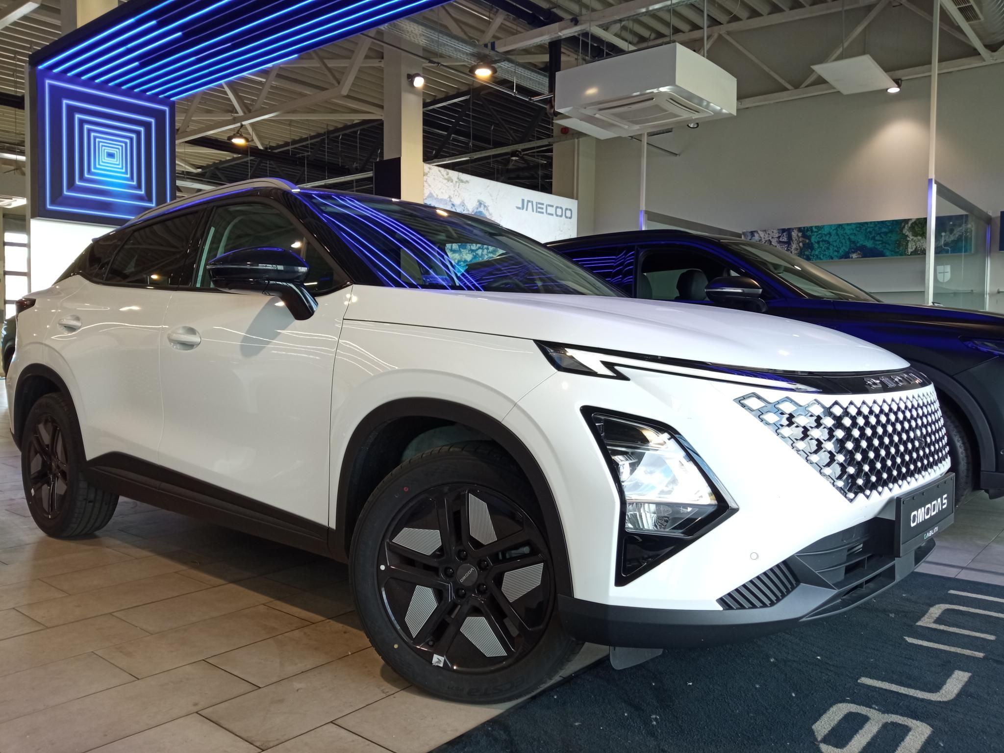 OMODA OMODA 5 1.6 TGDI Premium DCT Teszt/demo autó! Téli-nyári gumiabroncs garnitúrával! - 1. kép