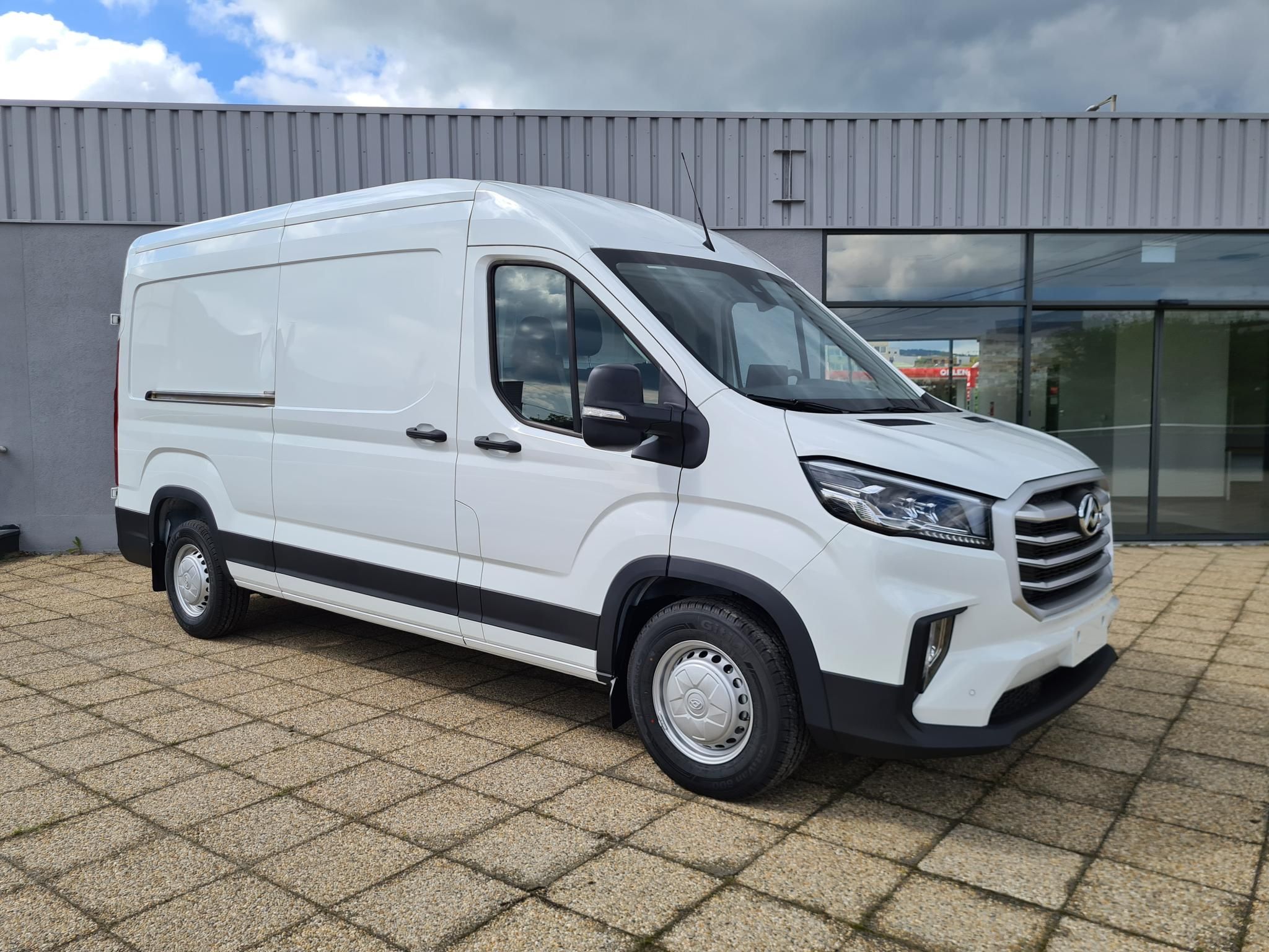 DELIVER 9 2.0 TDI L3H2