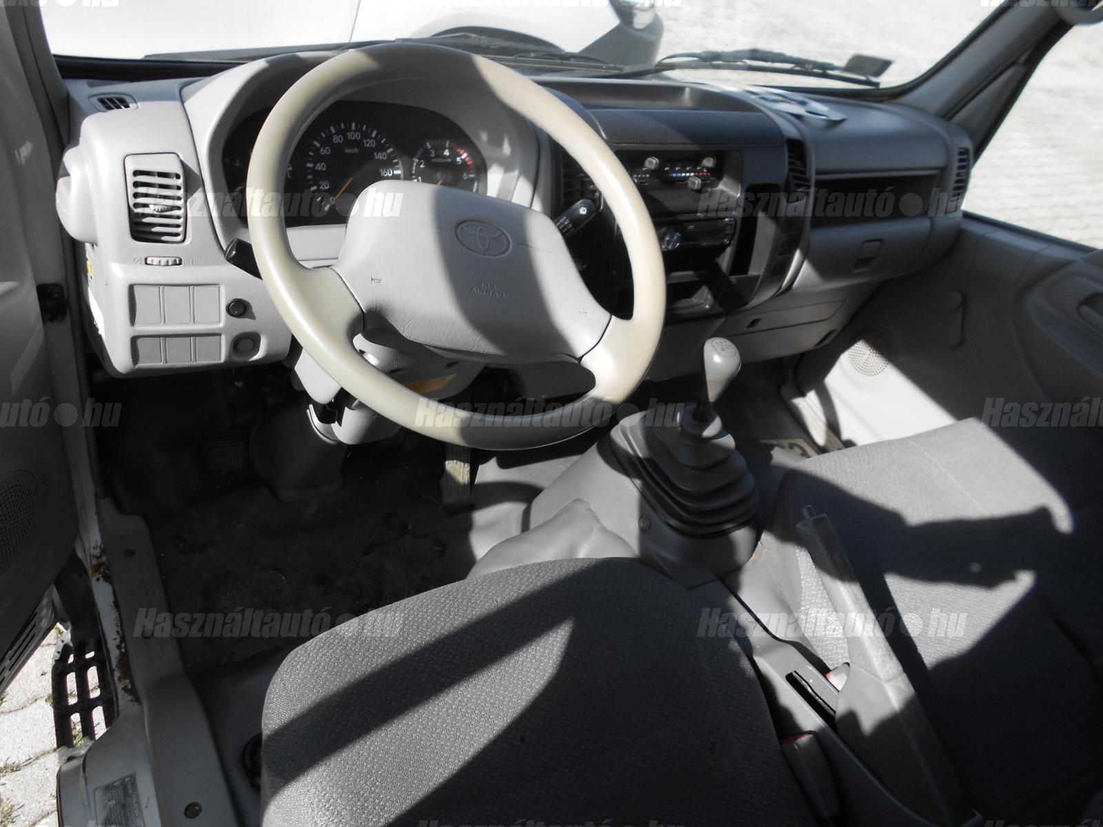 TOYOTA DYNA 3.0 D-4D 150 L3 Terra EU5