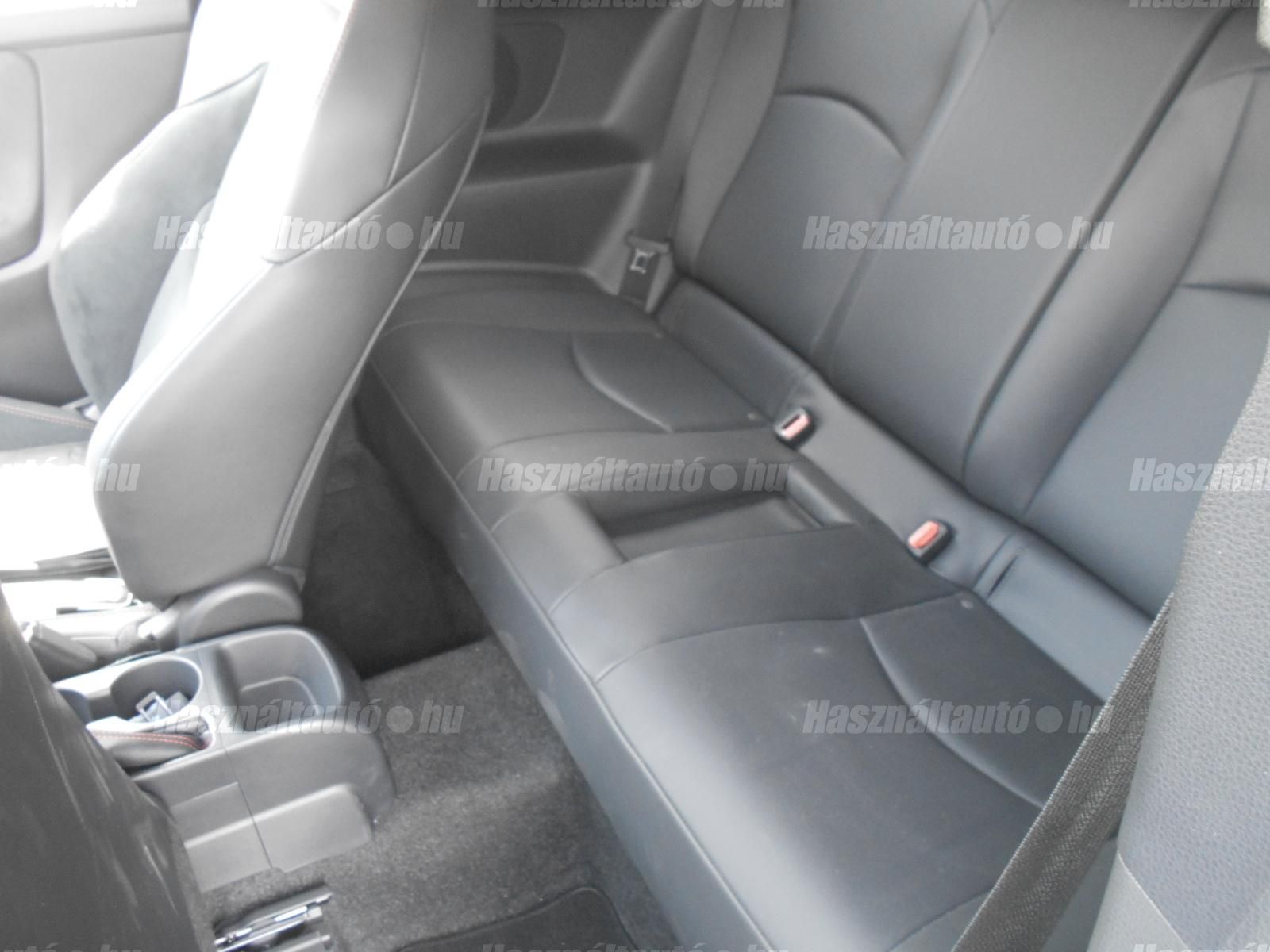 TOYOTA YARIS 1.6 VVT-i GR Sport 4WD
