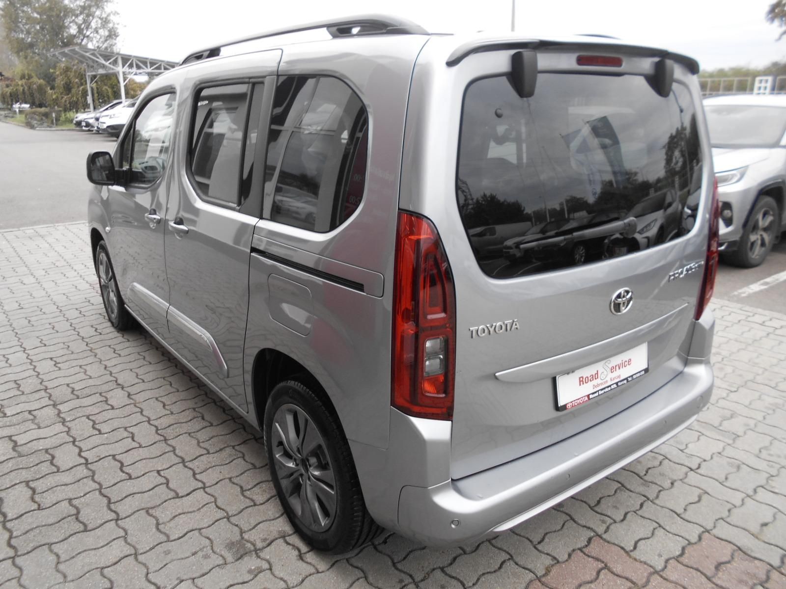 TOYOTA PROACE City Verso 1.2T Family L1H1