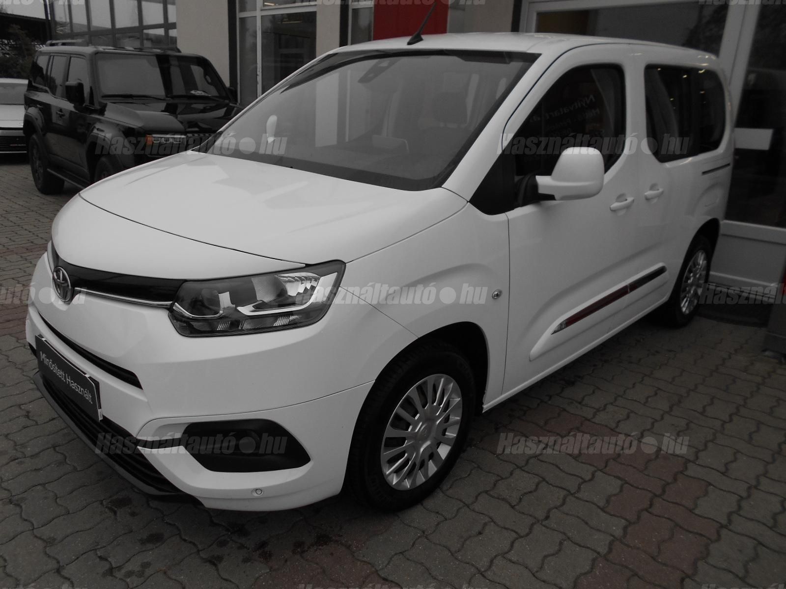 TOYOTA PROACE City Verso 1.5D Shuttle L1H1 MT5