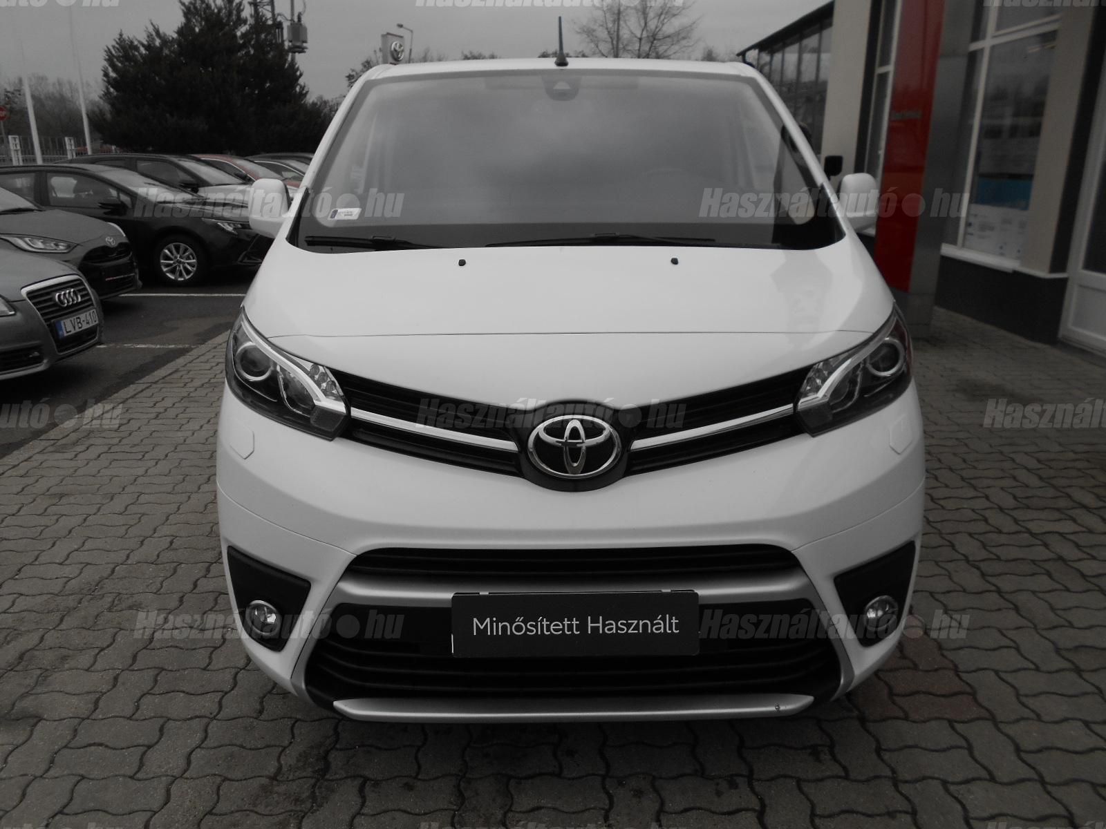 TOYOTA PROACE 2.0 D-4D Family Comfort L2H1