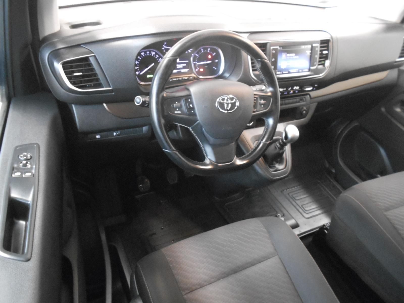 TOYOTA PROACE 2.0 D-4D Family Comfort L2H1