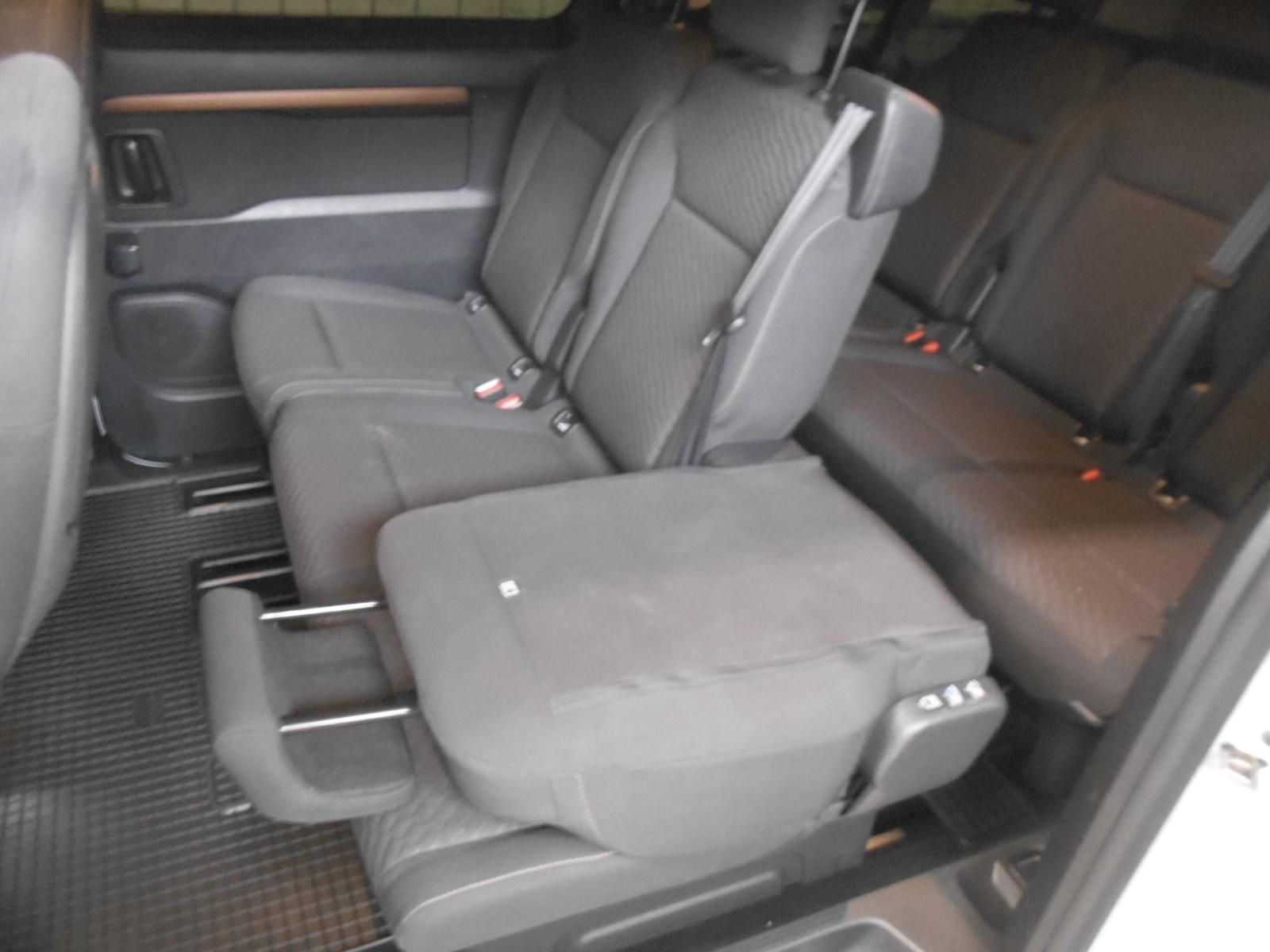 TOYOTA PROACE 2.0 D-4D Family Comfort L2H1